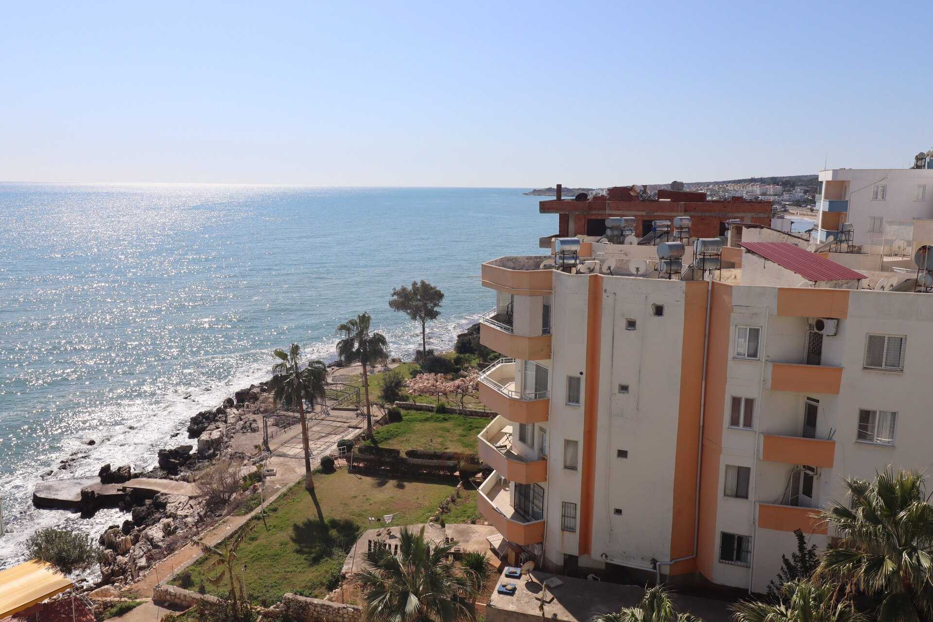 Ayaş Seafront Yakamoz Compound Möblierte 2 + 1 Wohnung zum Verkauf