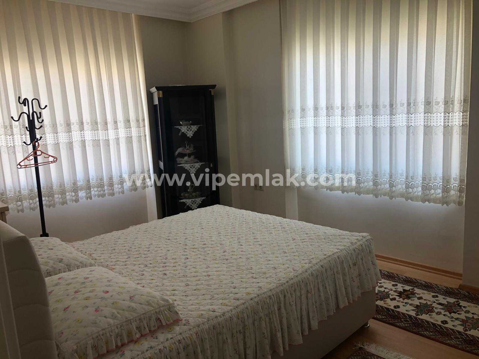 MERSİN ERDEMLİ’DE ALACAÖREN SİTESİNDE SATILIK ULTRA LÜKS VİLLA