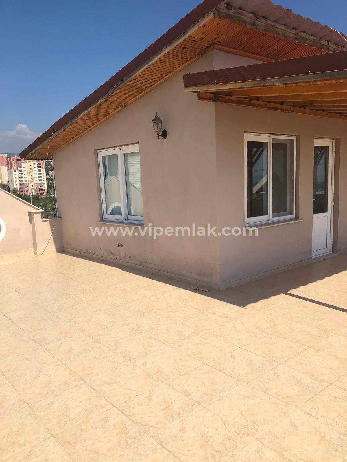 MERSİN ERDEMLİ’DE ALACAÖREN SİTESİNDE SATILIK ULTRA LÜKS VİLLA