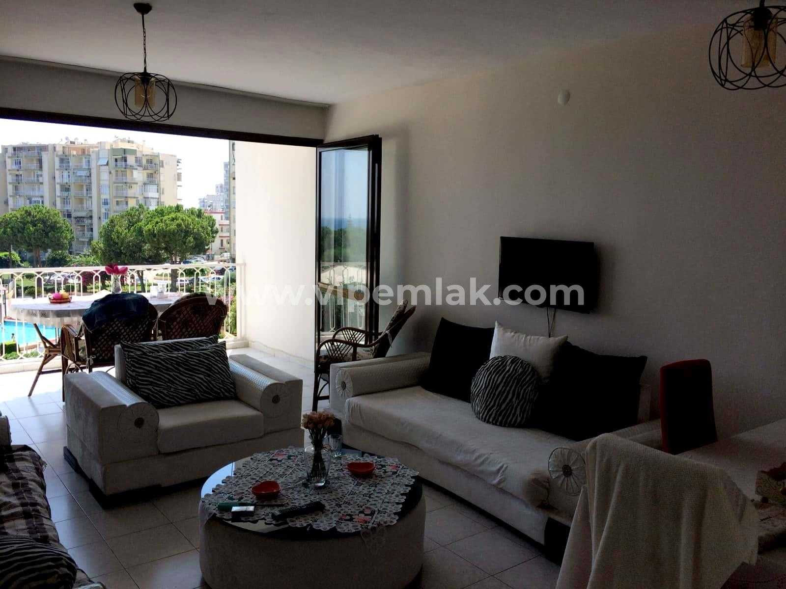 TÖMÜK ÖZALTIN SAHİL SİTESİ DENİZ MANZARALI YAZLIK 2+1 SATILIK DAİRE