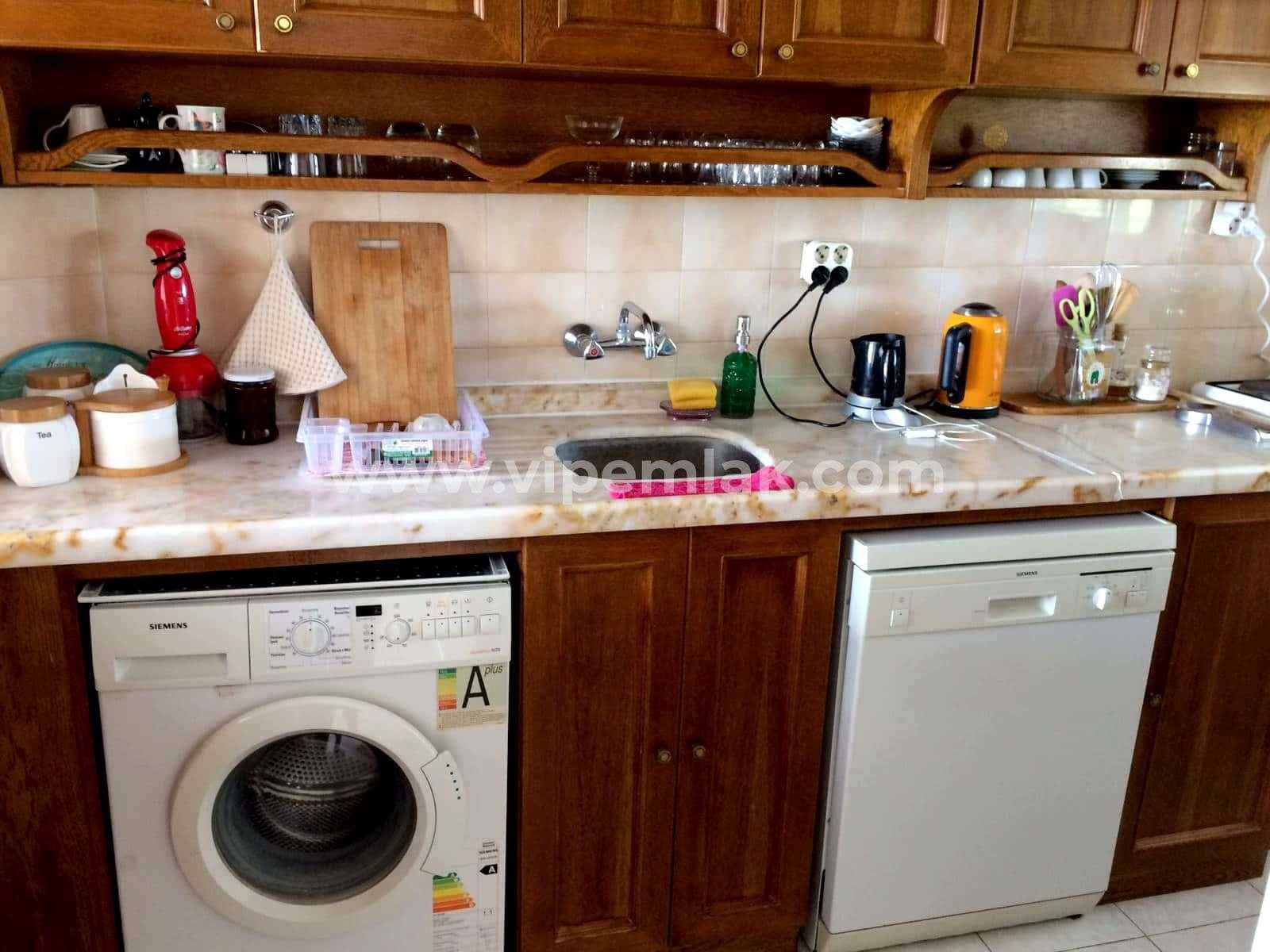 TÖMÜK ÖZALTIN SAHİL SİTESİ DENİZ MANZARALI YAZLIK 2+1 SATILIK DAİRE