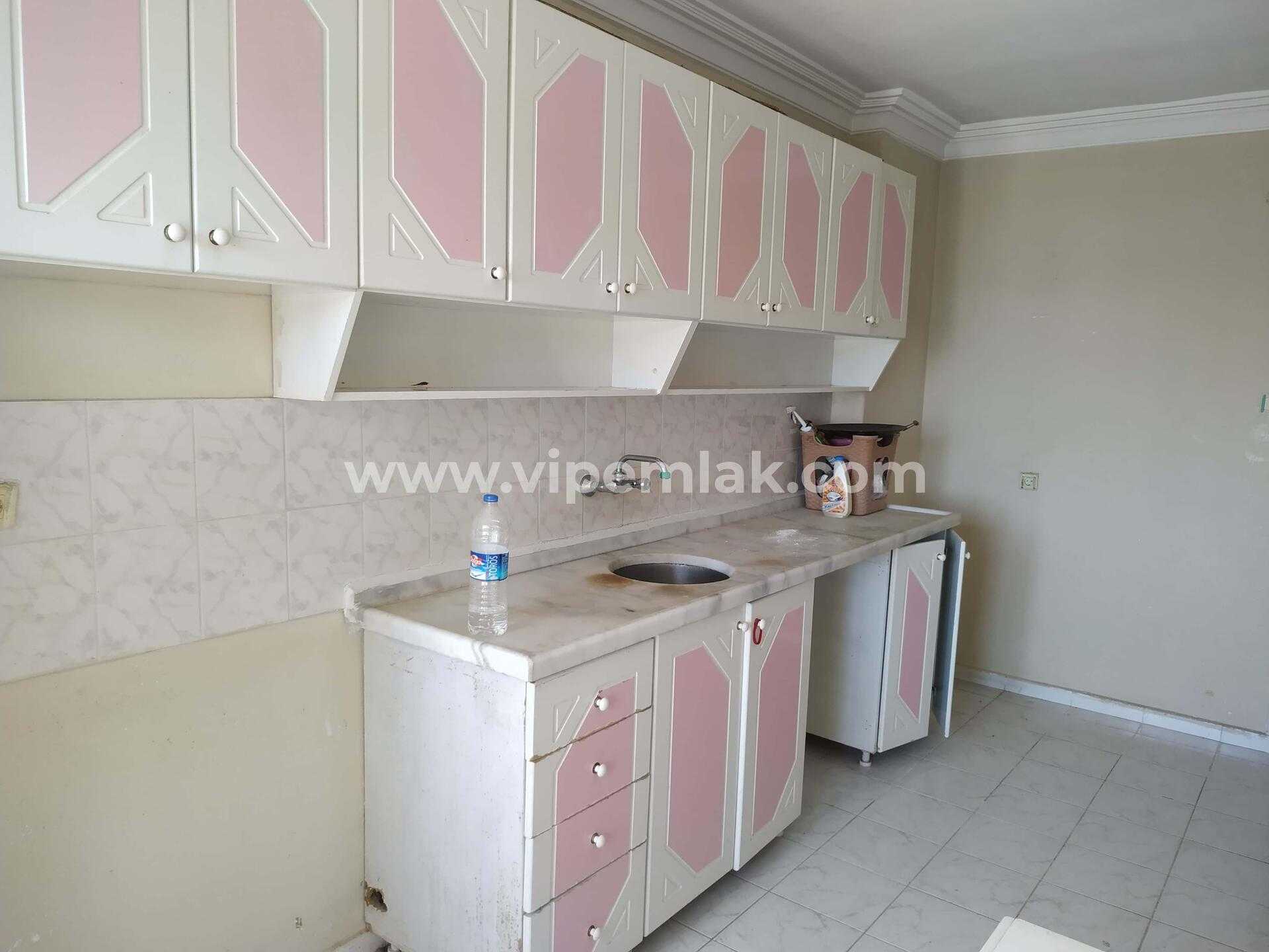 Erdemli Şehir Merkezinde Acil Satılık Muhteşem Manzaralı Satılık Ev