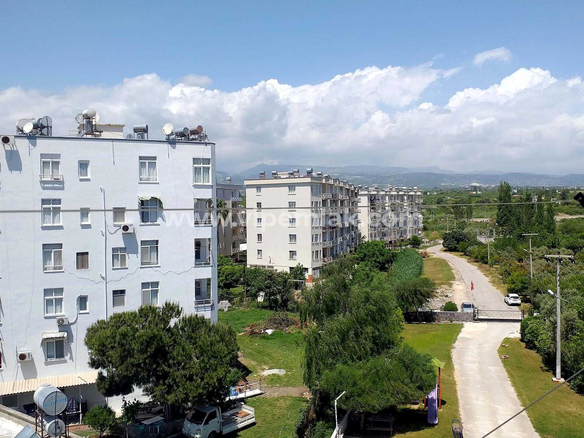 NOBEL TATİL SİTESİNDE DENİZ MANZARALI 2+1 SATILIK YAZLIK DAİRE