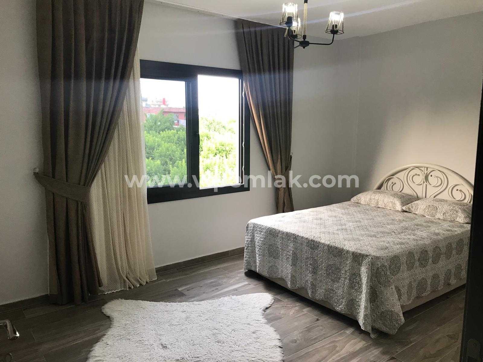 TÖMÜKTE ÖZEL YAPIM BAHÇELİ 5+1 BAĞIMSIZ VİLLA