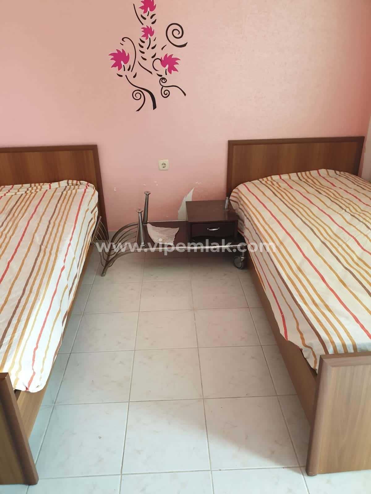 Ziya Erden Tatil Köyü Sitesinde Satılık Yazlık