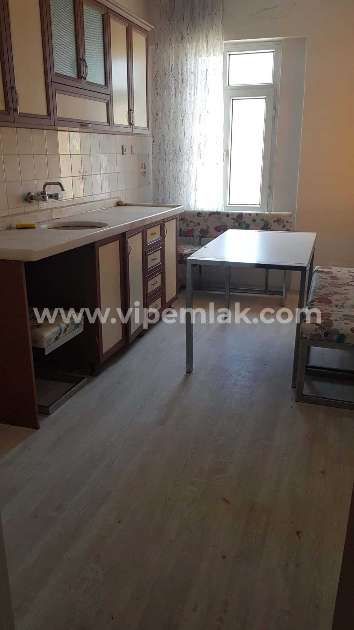 ERDEMLİ SELCEN SİTESİNDE EŞYALI KİRALIK YAZLIK DAİRE