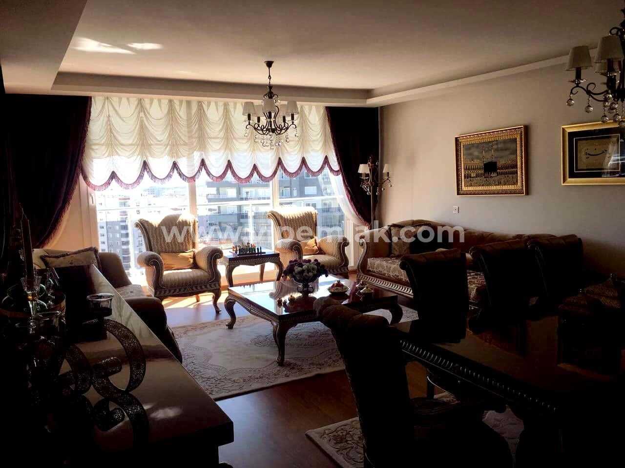 clup bahçeşehir  255 M2 4+1 satılık daire