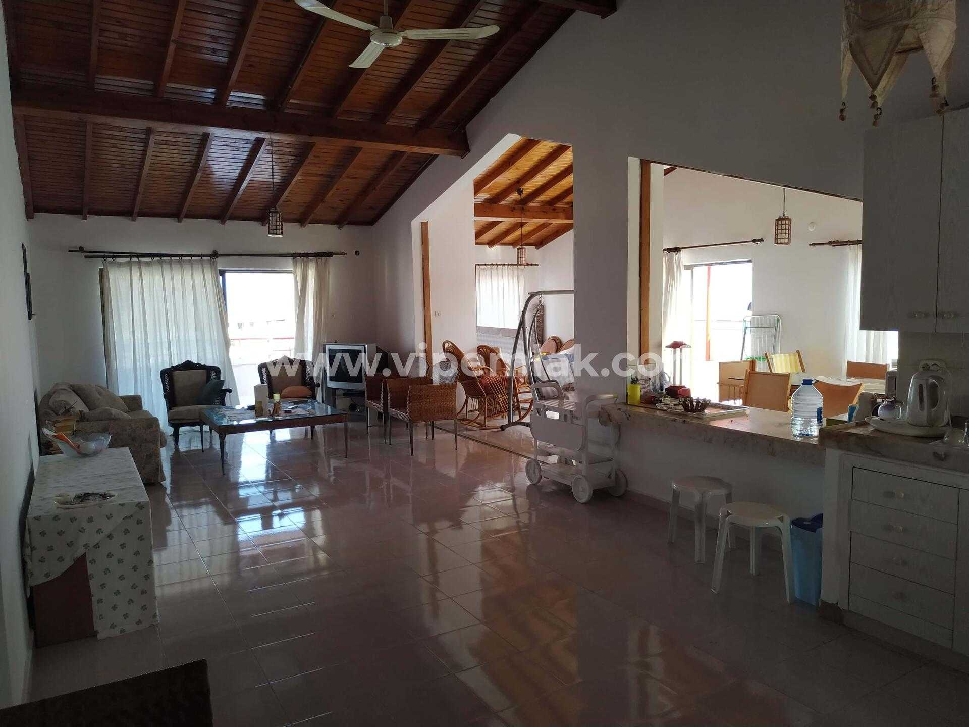TÖMÜK GONDOL SİTESİ DENİZE SIFIR MUHTEŞEM MANZARALI TERASLI SATILIK DAİRE
