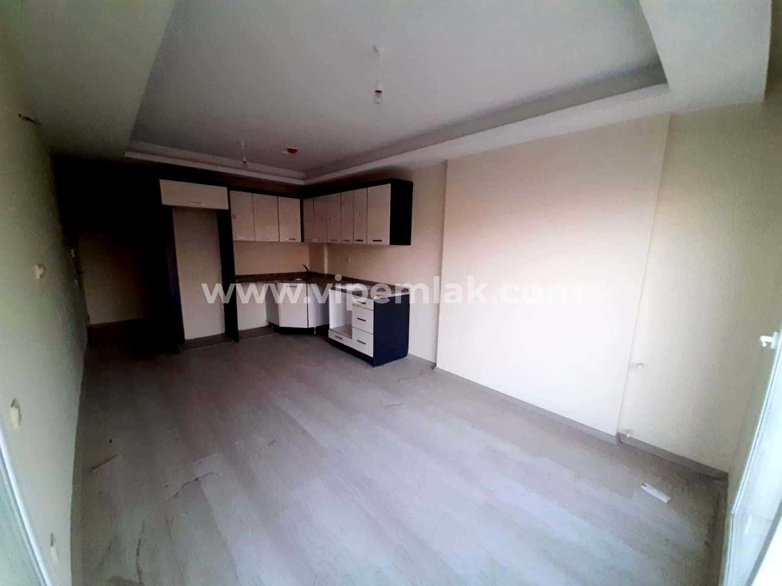 MERSİN TÖMÜK 1+1 HAVUZLU SİTEDE SATILIK DAİRE