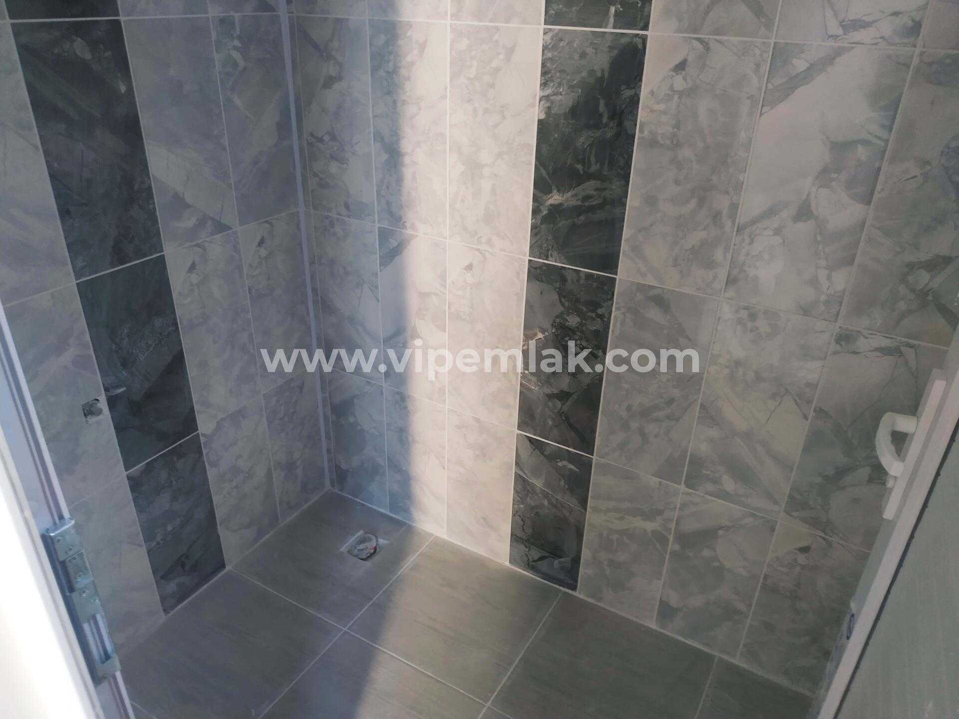 ERDEMLİ ALATA MAHALLESİNDE GENİŞ KULLANIŞLI 2+1 SATILIK DAİRE