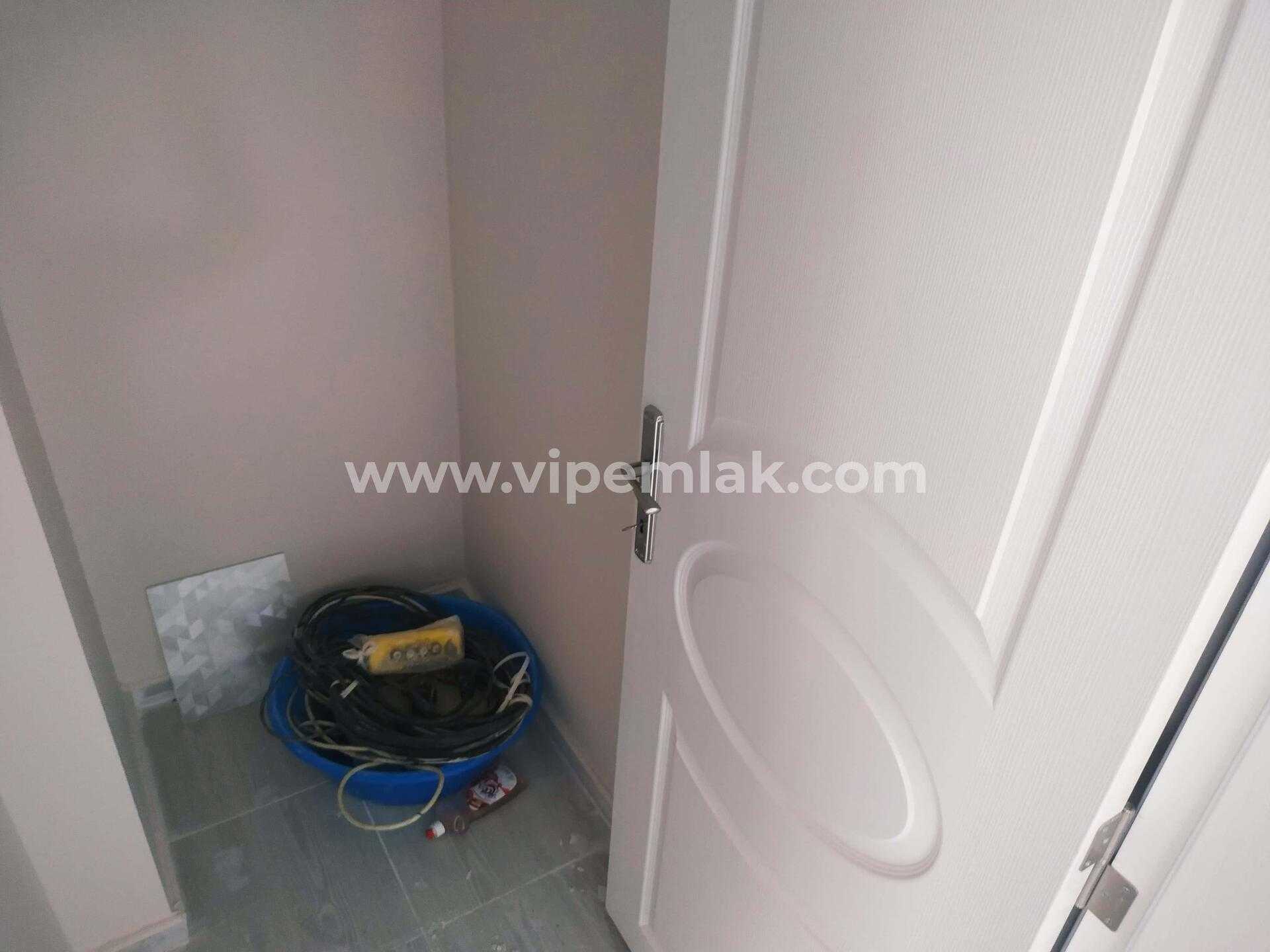 ERDEMLİ ALATA MAHALLESİNDE GENİŞ KULLANIŞLI 2+1 SATILIK DAİRE