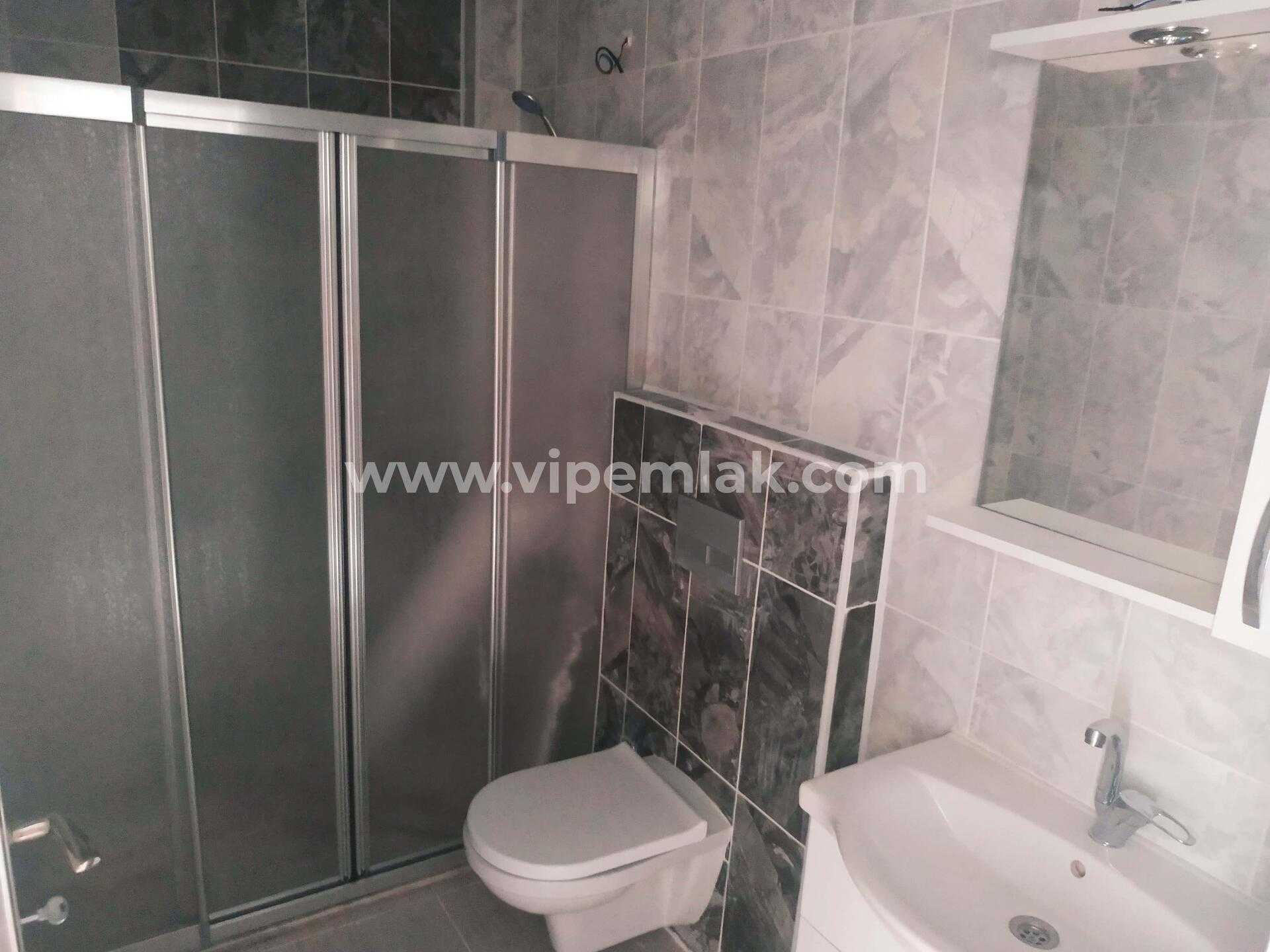 ERDEMLİ ALATA MAHALLESİNDE GENİŞ KULLANIŞLI 2+1 SATILIK DAİRE
