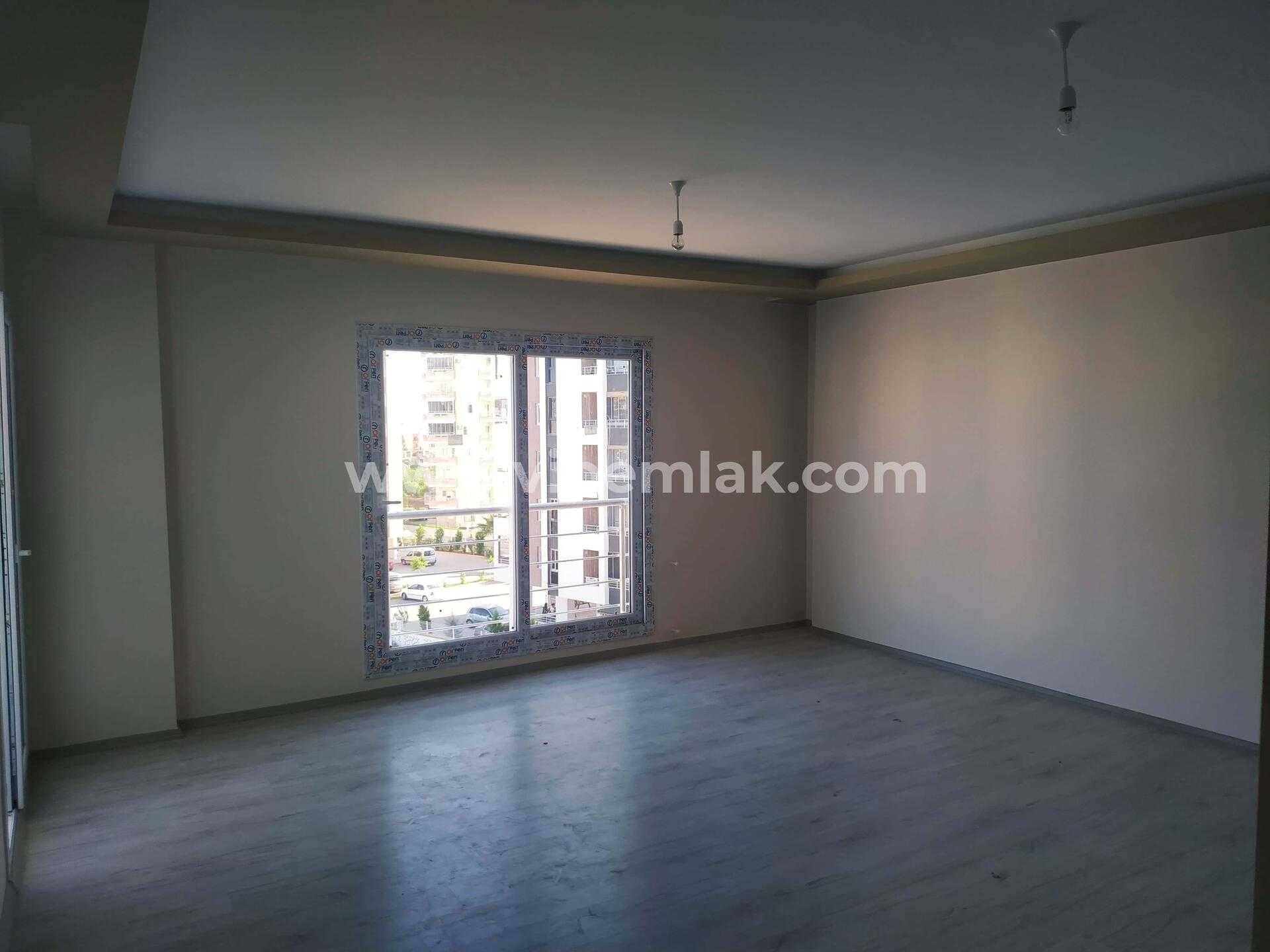 ERDEMLİ ALATA MAHALLESİNDE GENİŞ KULLANIŞLI 2+1 SATILIK DAİRE