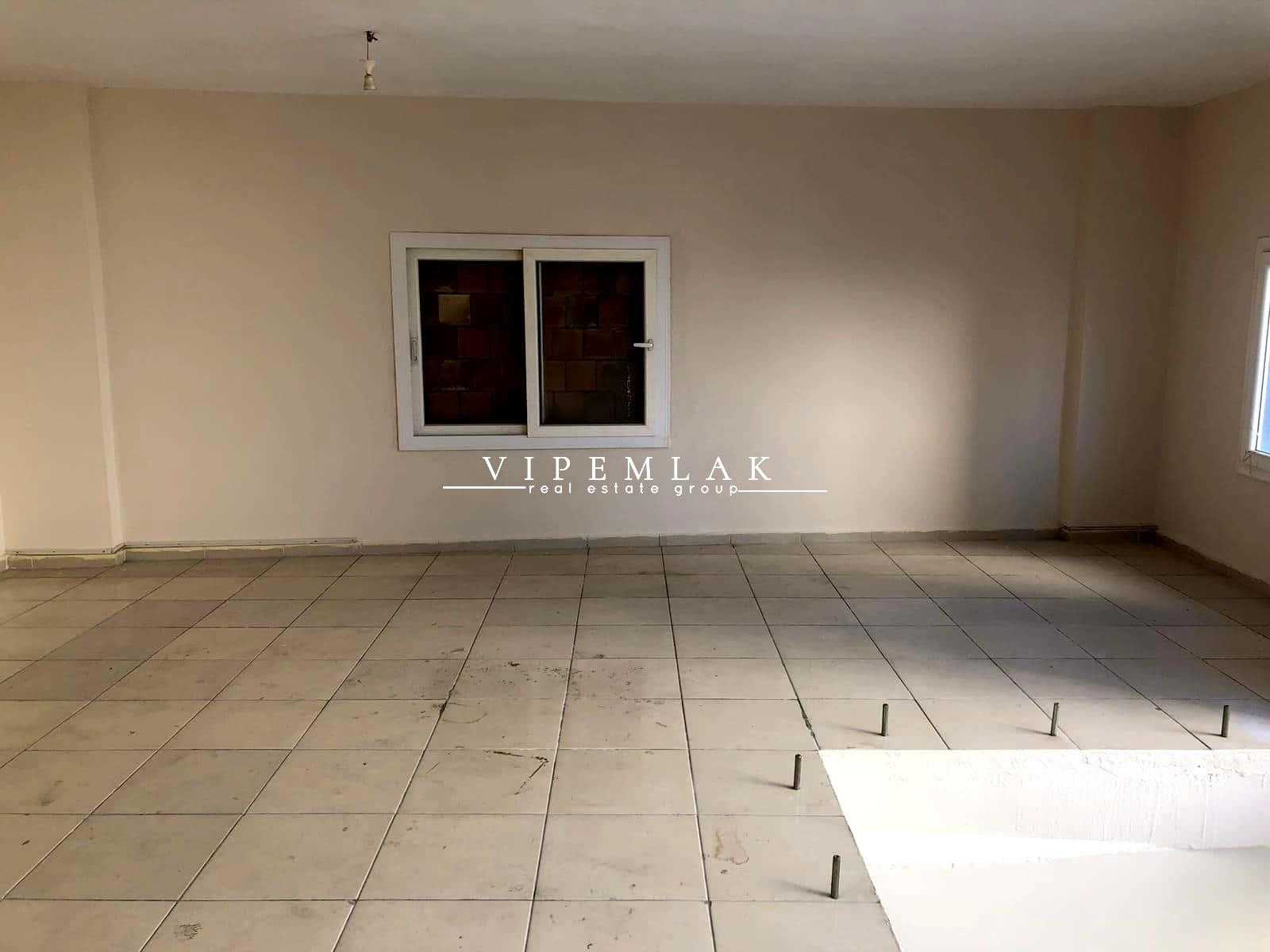 MERSİN ERDEMLİ MERKEZ 80 M2 ASMA KATLI SATILIK DÜKKAN