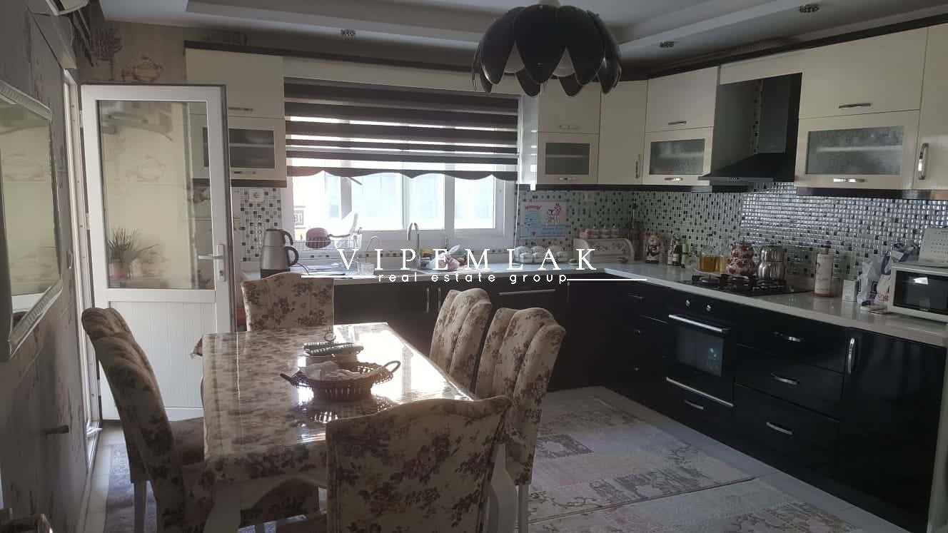 ERDEMLİ MERKEZDE FULL YAPILI BAĞIMSIZ MUTFAK ACİL SATILIK 3+1 DAİRE