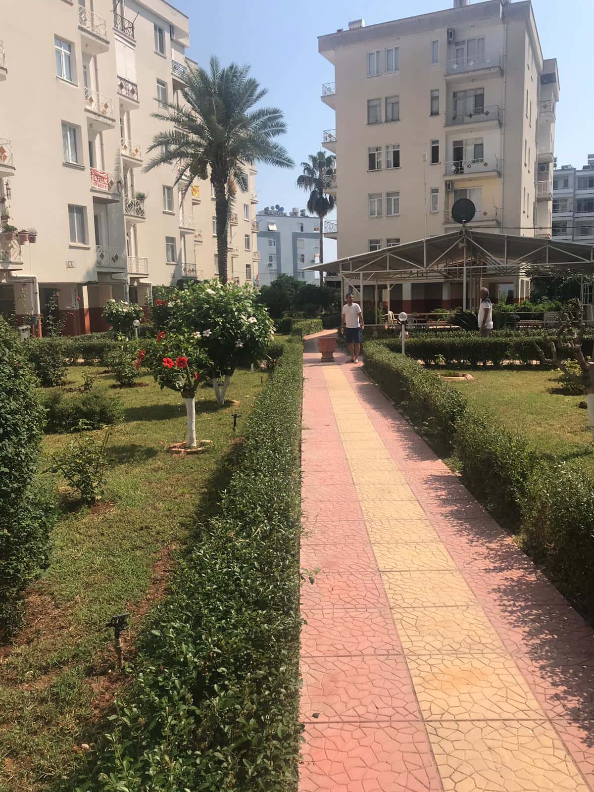MERSİN TÖMÜK ERAS SİTESİ 2+1 EŞYALI SATILIK DAİRE