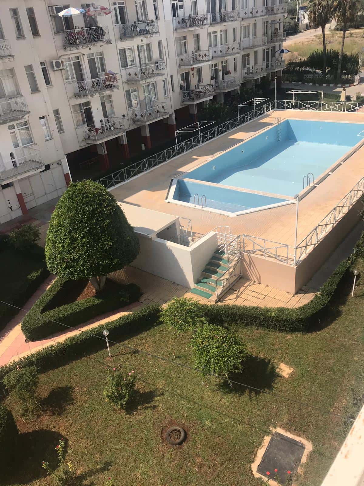 MERSİN TÖMÜK ERAS SİTESİ 2+1 EŞYALI SATILIK DAİRE