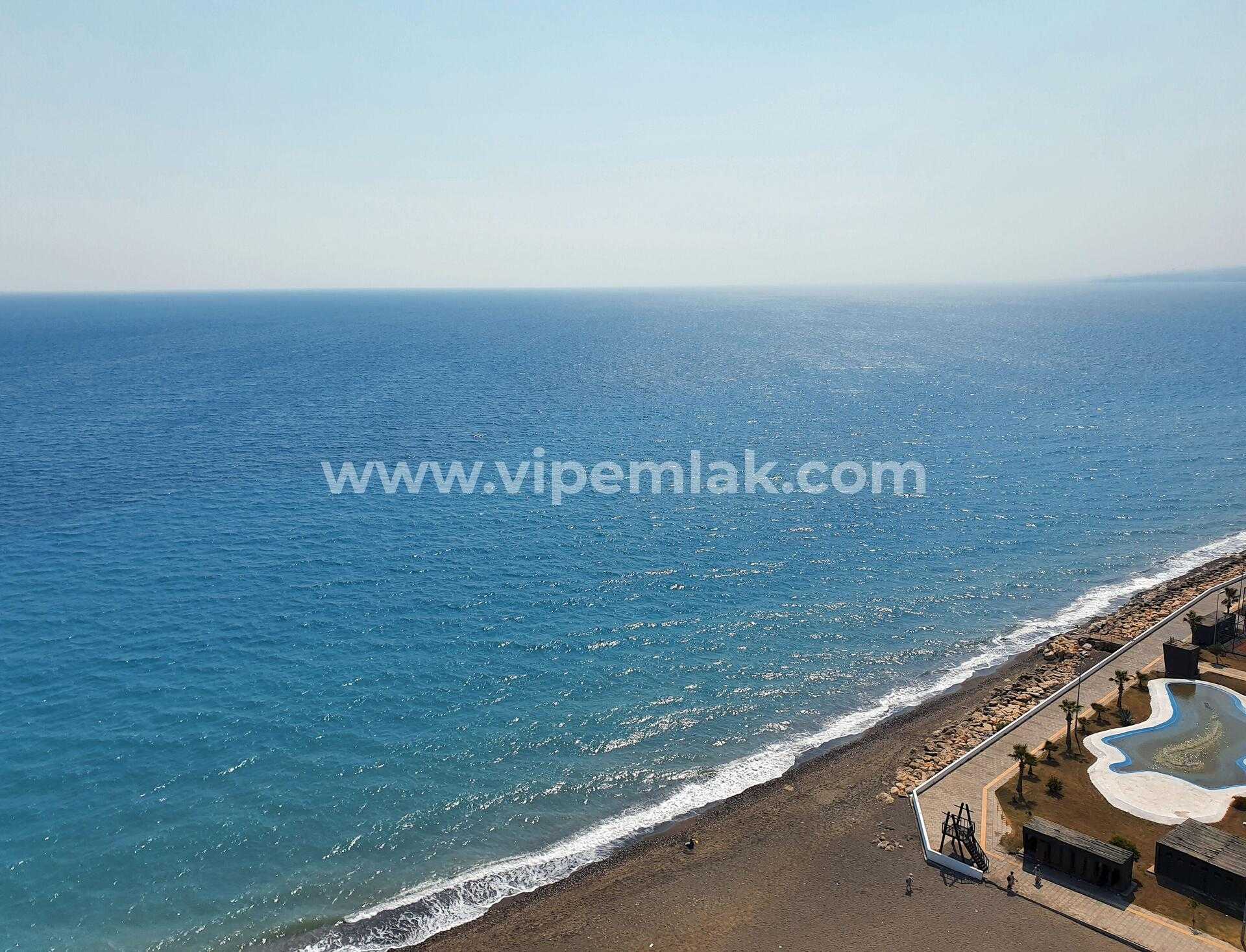 ERDEMLİ ALATA PARK SİTESİNDE DENİZE SIFIR YÜKSEK KAT 4+1 DAİRE