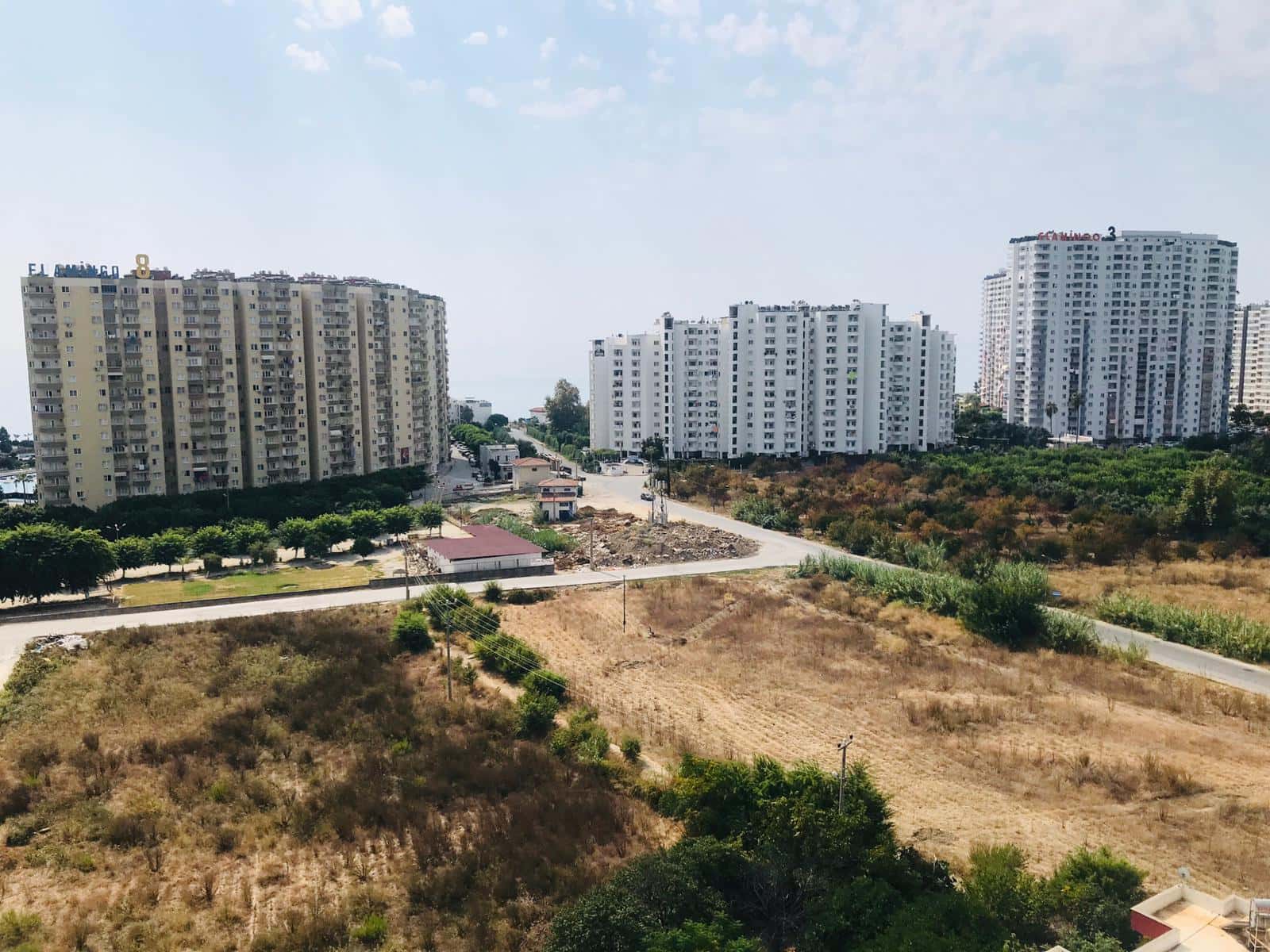 TÖMÜK’TE KELEPİR FİYATTA YÜKSEK KATTA SATILIK YAZLIK DAİRE