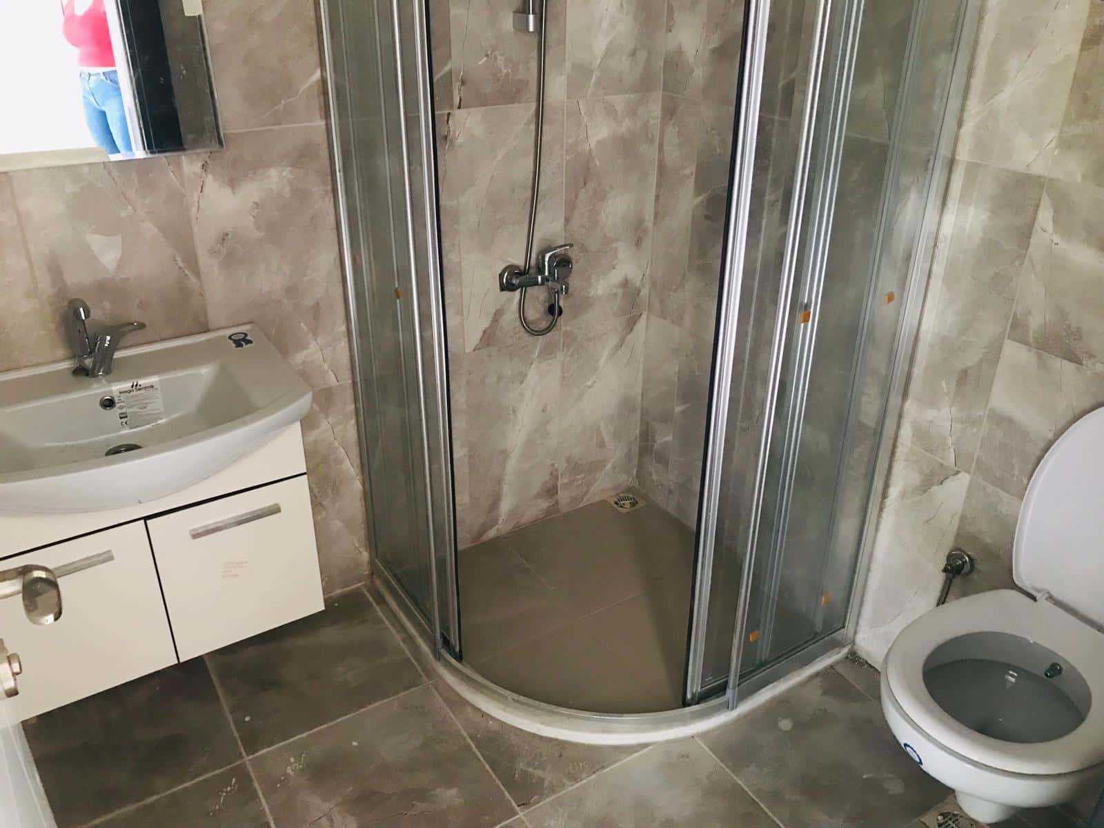 TÖMÜK’TE KELEPİR FİYATTA YÜKSEK KATTA SATILIK YAZLIK DAİRE