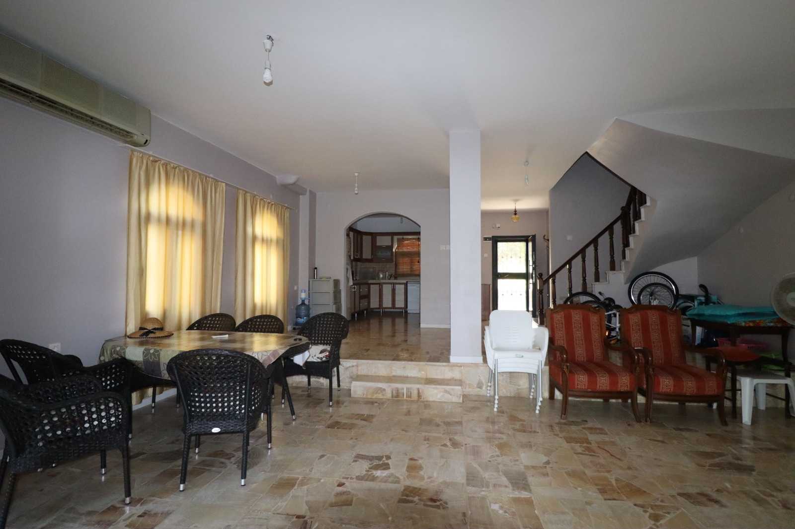 KARGIPINARI SÖRF SİTESİNDE 4+1 SATILIK KELEPİR VİLLA