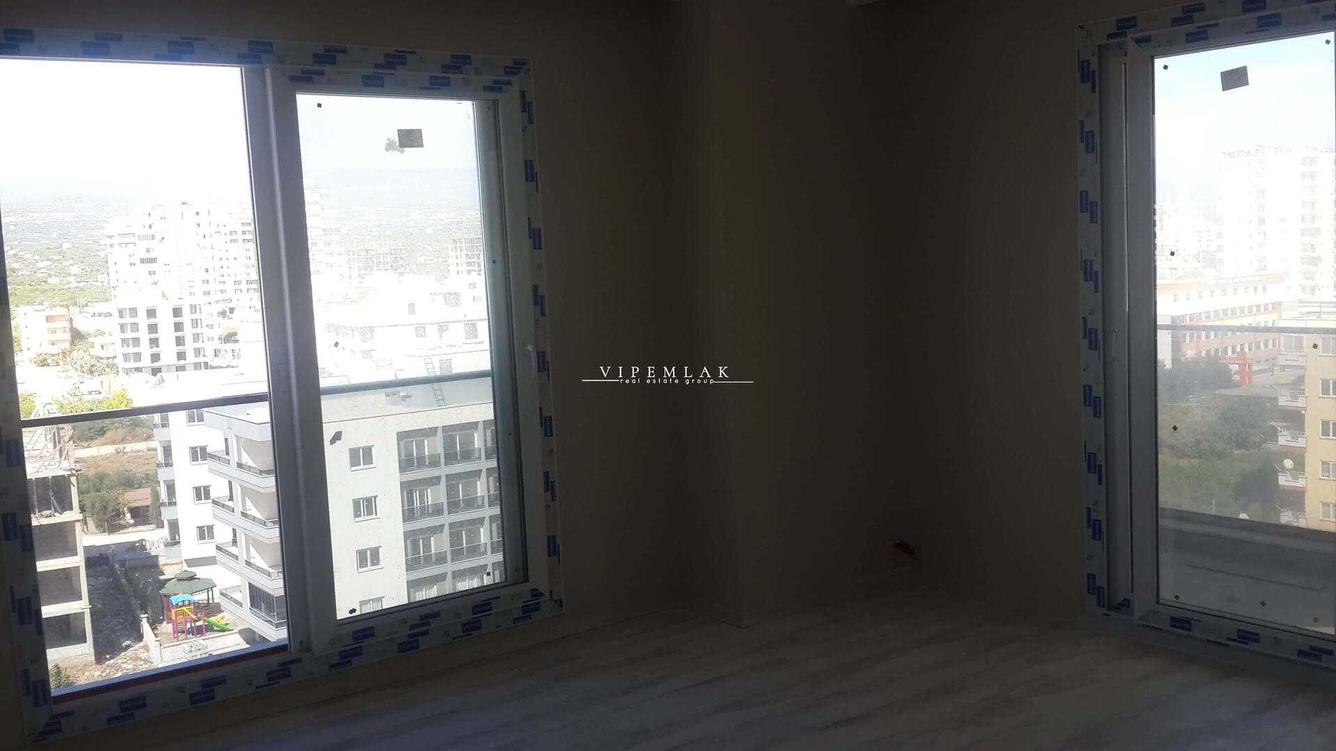 Erdemli Bulvar Yeşilyurt’ta Ultra Lüks 5+1 Satılık Daire