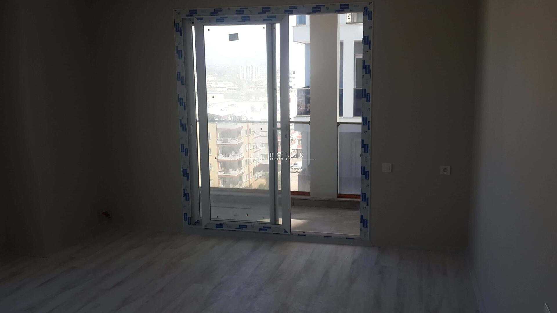 Erdemli Bulvar Yeşilyurt’ta Ultra Lüks 5+1 Satılık Daire