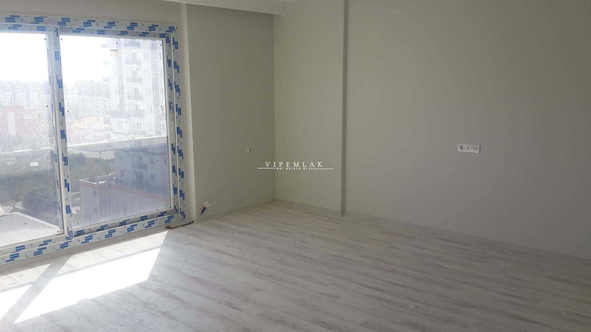 Erdemli Bulvar Yeşilyurt’ta Ultra Lüks 5+1 Satılık Daire