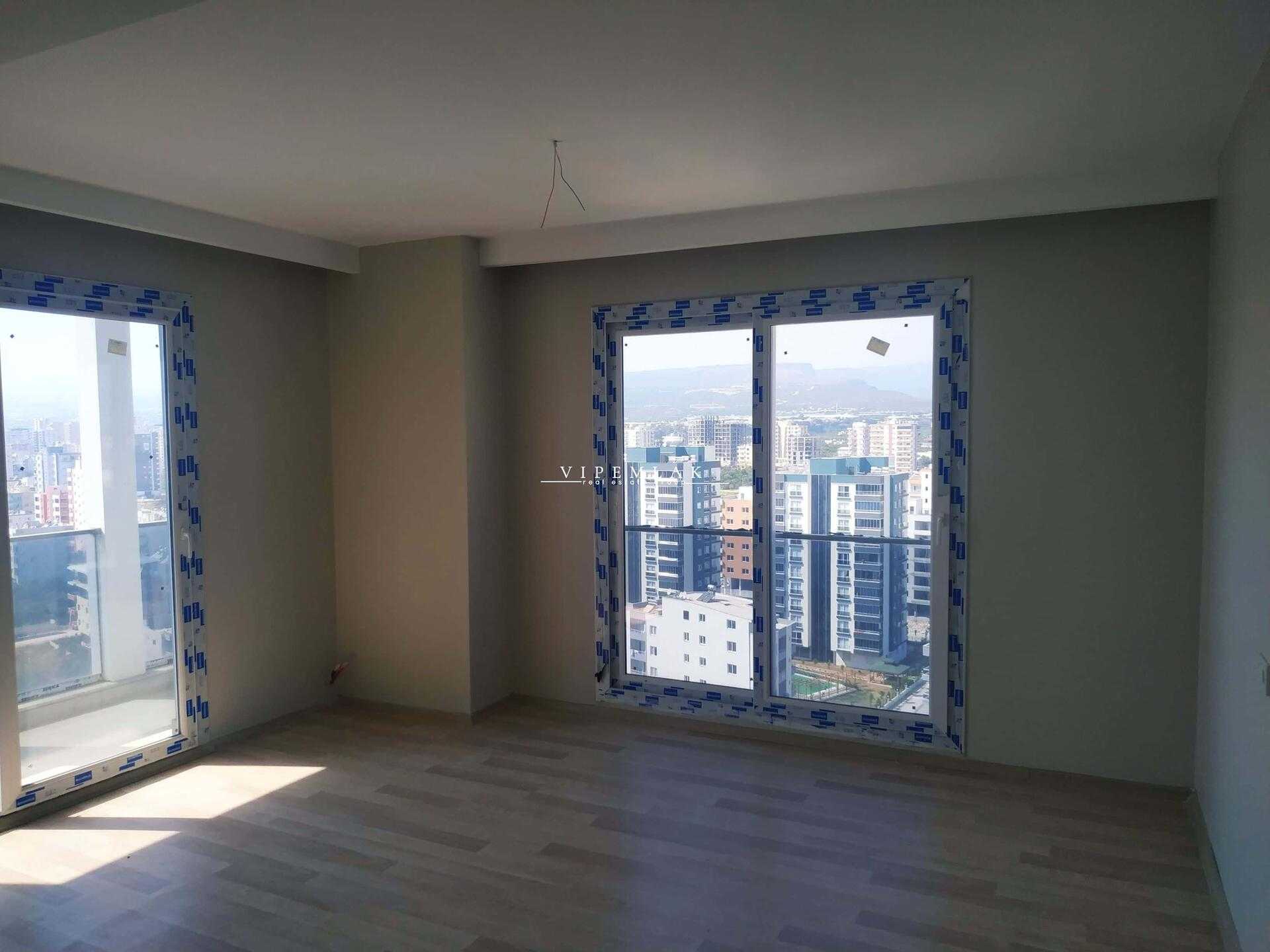 Erdemli Bulvar Yeşilyurt’ta 5+1 Muhteşem Manzaralı Satılık Daire