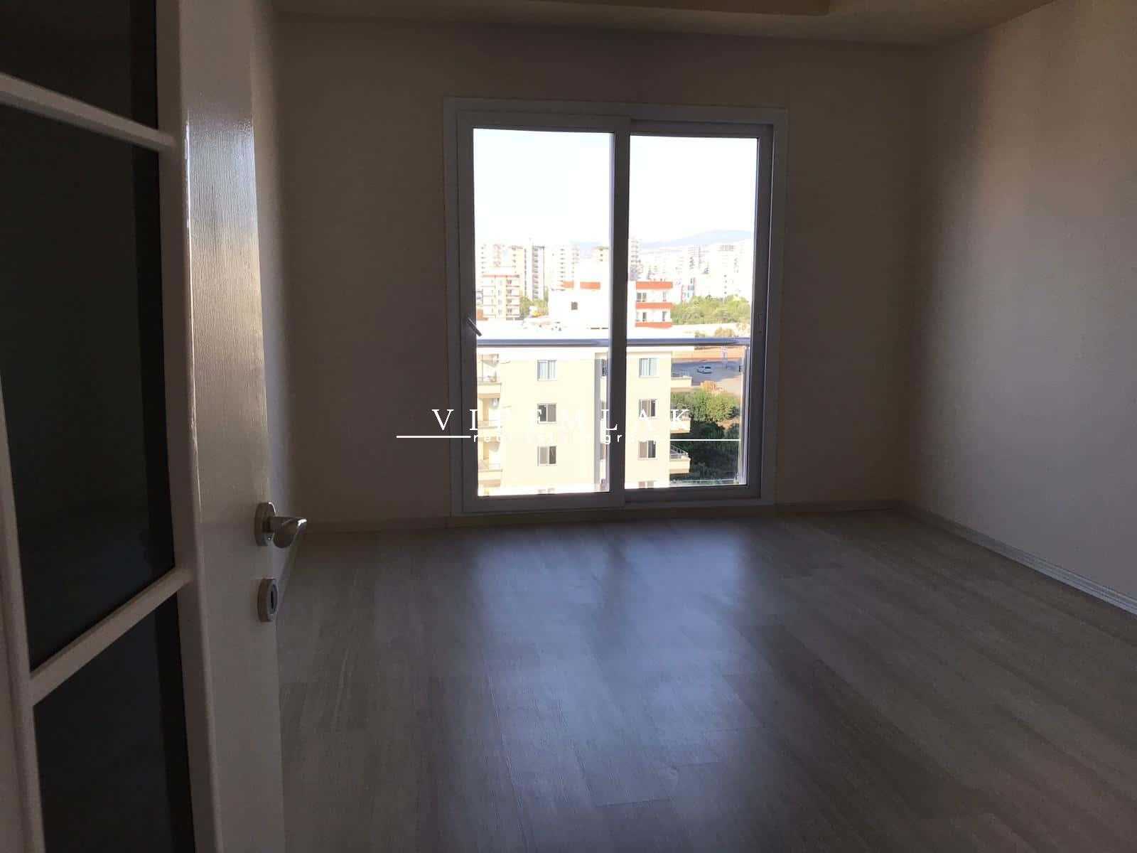 ERDEMLİ ALATA OĞLAKKAYA İNŞAATTA ACİL SATILIK 3+1 LÜX DAİRE