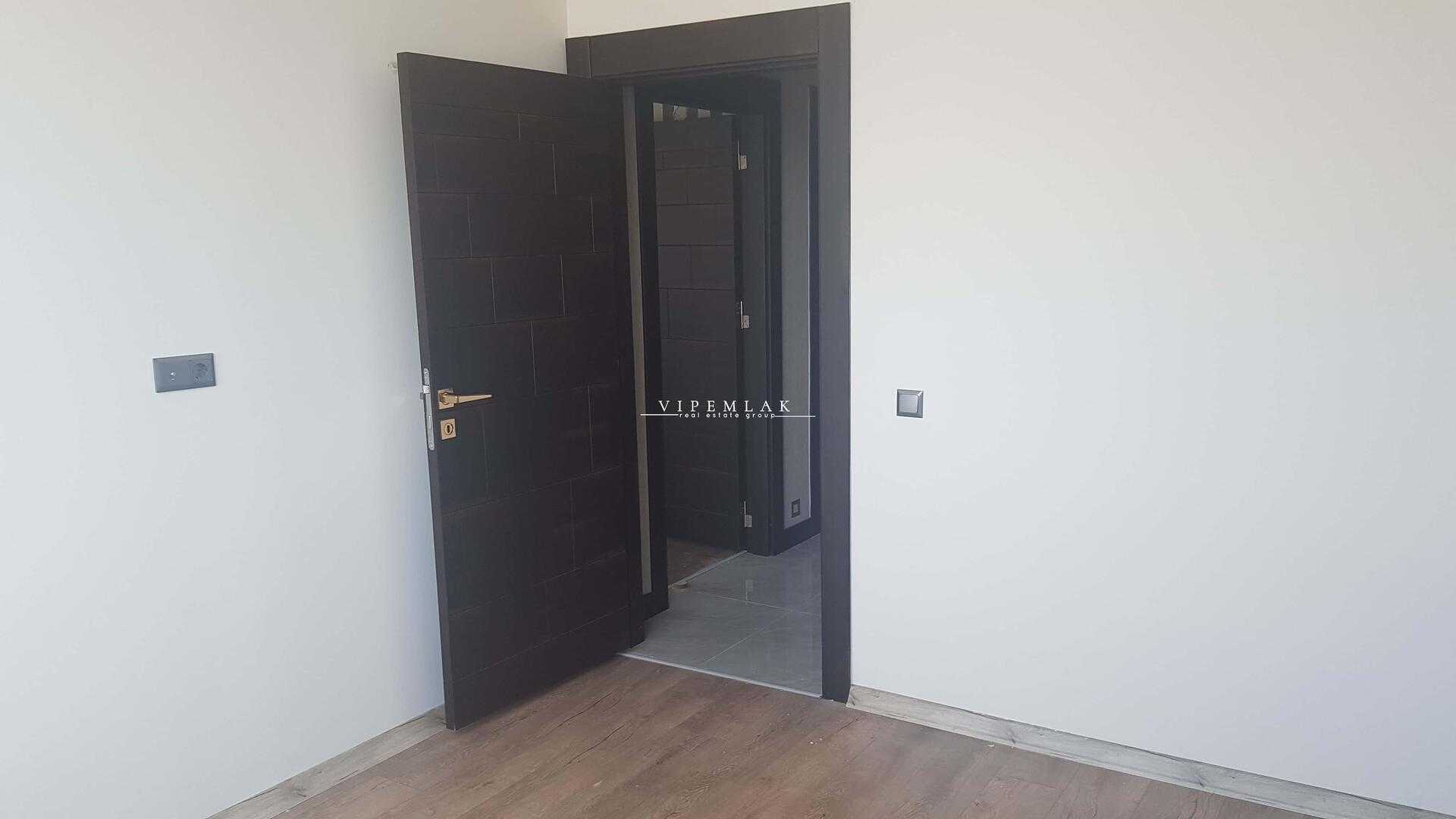 ERDEMLİ TÜRBE MAHALLESİ TAPU CİVARI ACİL SATILIK BAĞIMSIZ MUTFAK 3+1 DAİRE