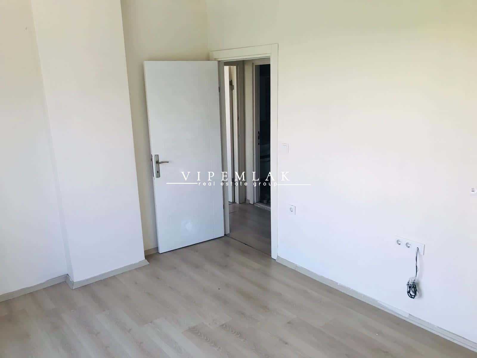 Erdemli Alata Sahile Yakın 2+1 Satılık Daire