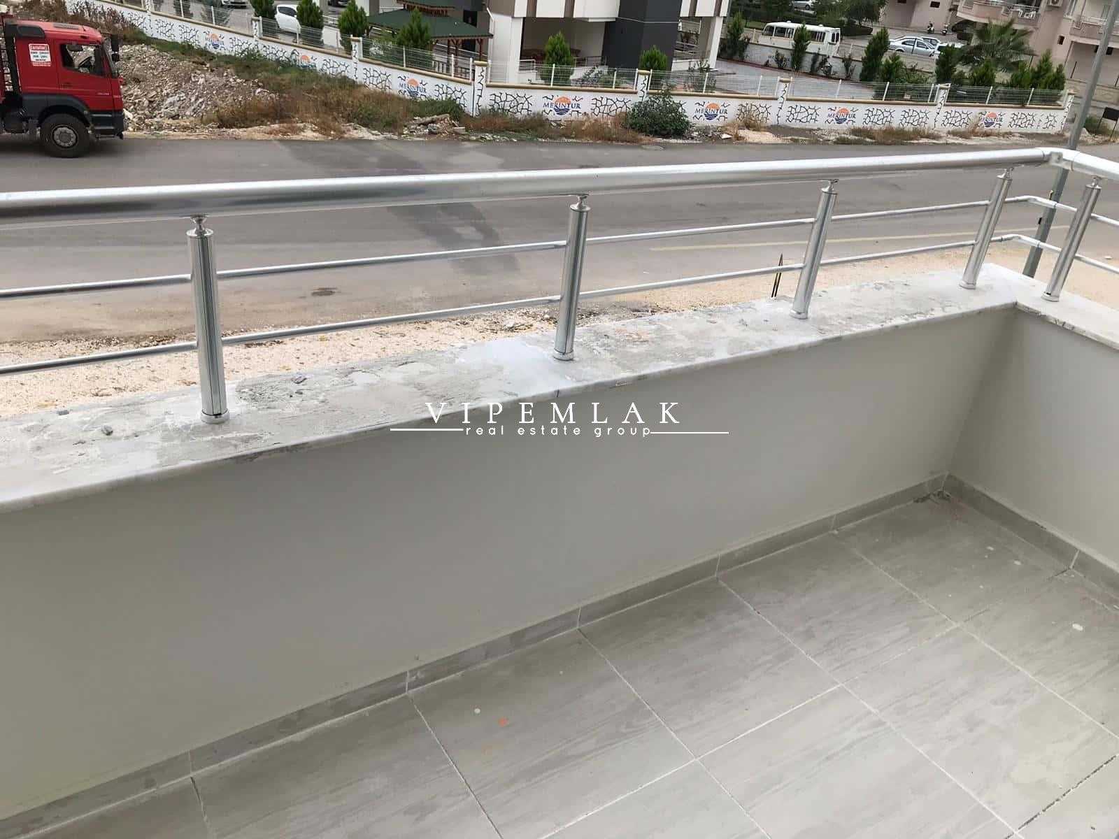 ALATA MAHALLESİNDE SATILIK DAİRE