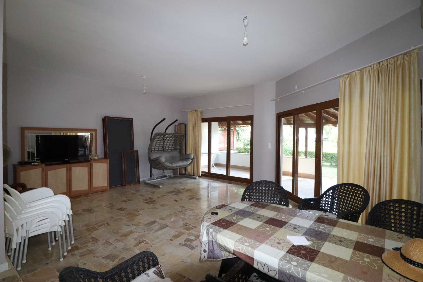 KARGIPINARI SÖRF SİTESİNDE 4+1 SATILIK KELEPİR VİLLA