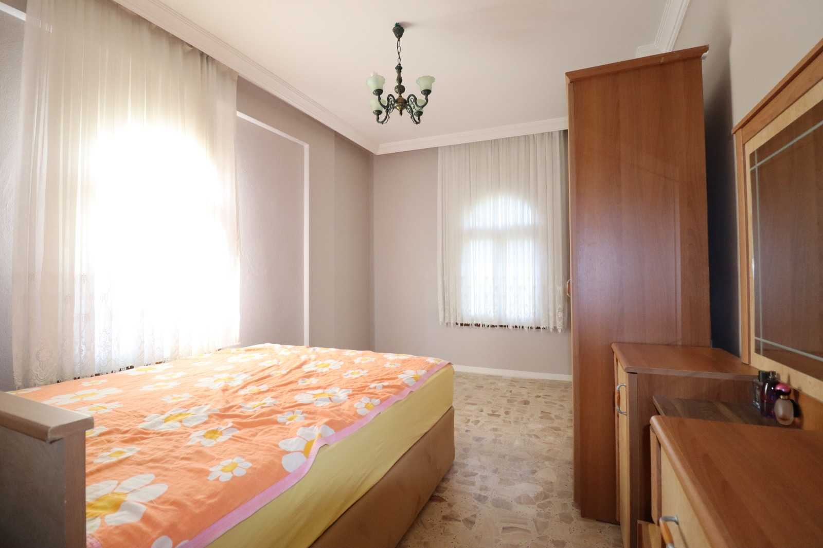 KARGIPINARI SÖRF SİTESİNDE 4+1 SATILIK KELEPİR VİLLA