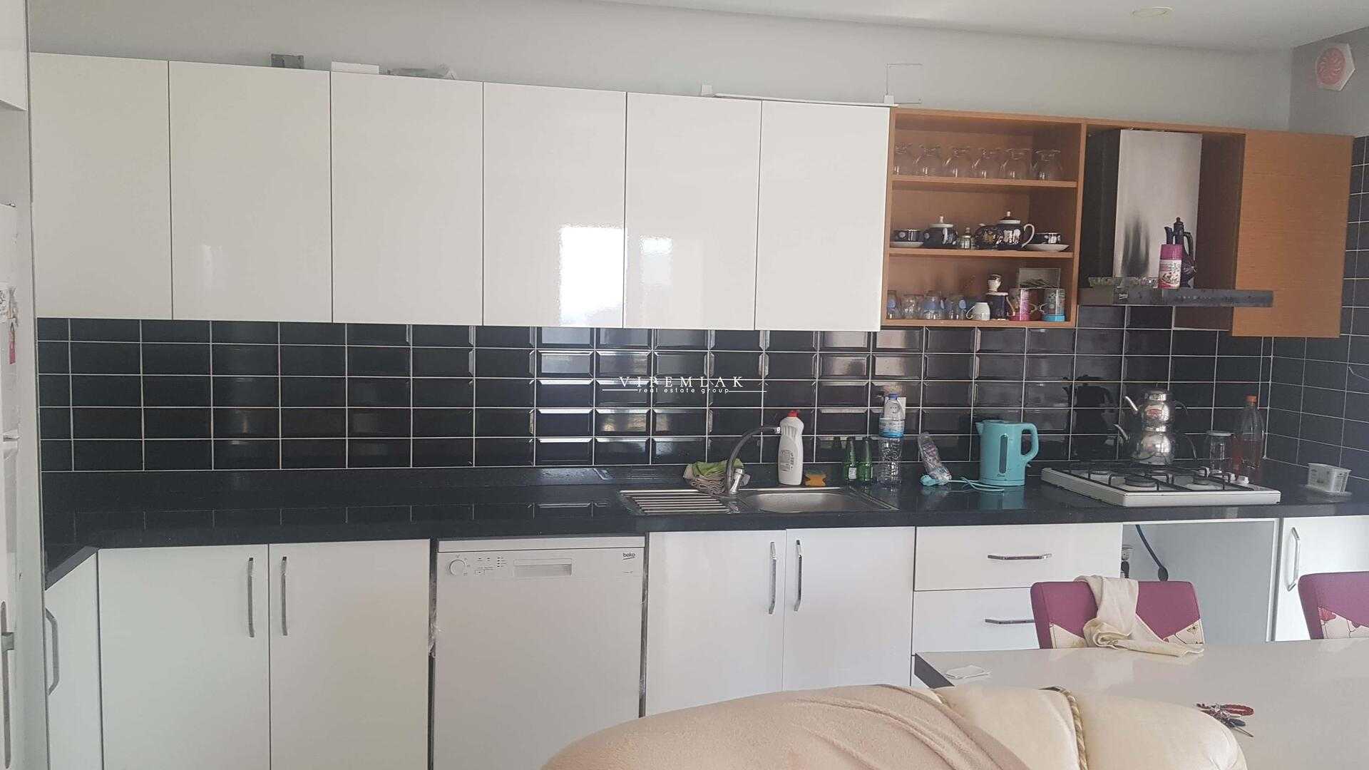ERDEMLİ ZEYTİNLİBAHÇE KONUTLARINDA 3+1 AMERİKAN MUTFAK SATILIK DAİRE