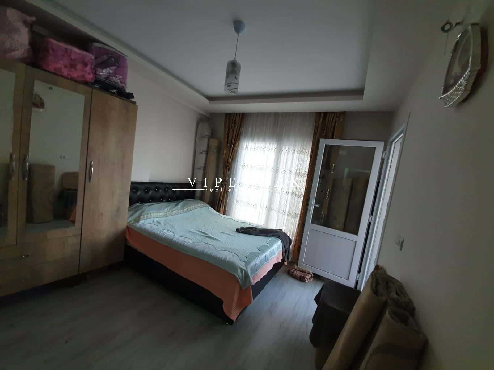 Erdemli Üniversiteye Yakın 1+1 Satılık Daire