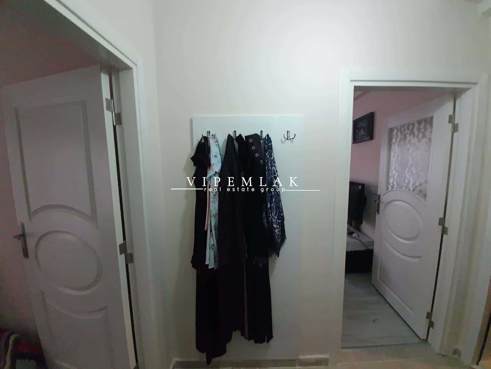 Erdemli Üniversiteye Yakın 1+1 Satılık Daire