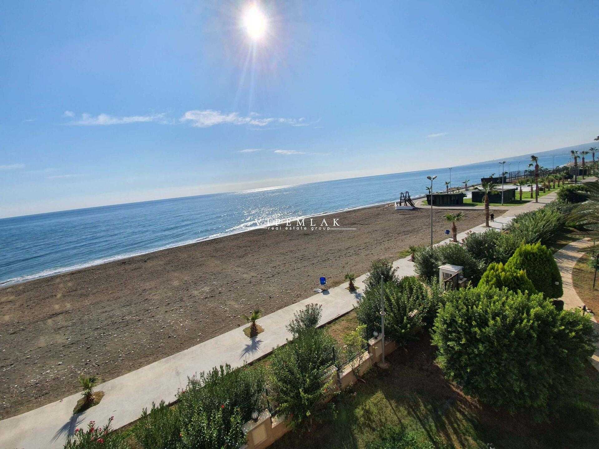 ERDEMLİ ALATAPARK SİTESİNDE FULL EŞYALI DENİZE SIFIR 4+1 ULTRA LÜKS SATILIK DAİRE