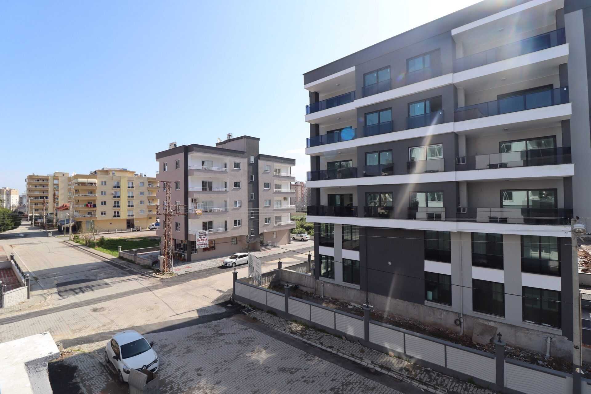 Erdemli Alata Mah 2+1 Bağımsız Mutfak 3 Cepheli  Satılık Daire