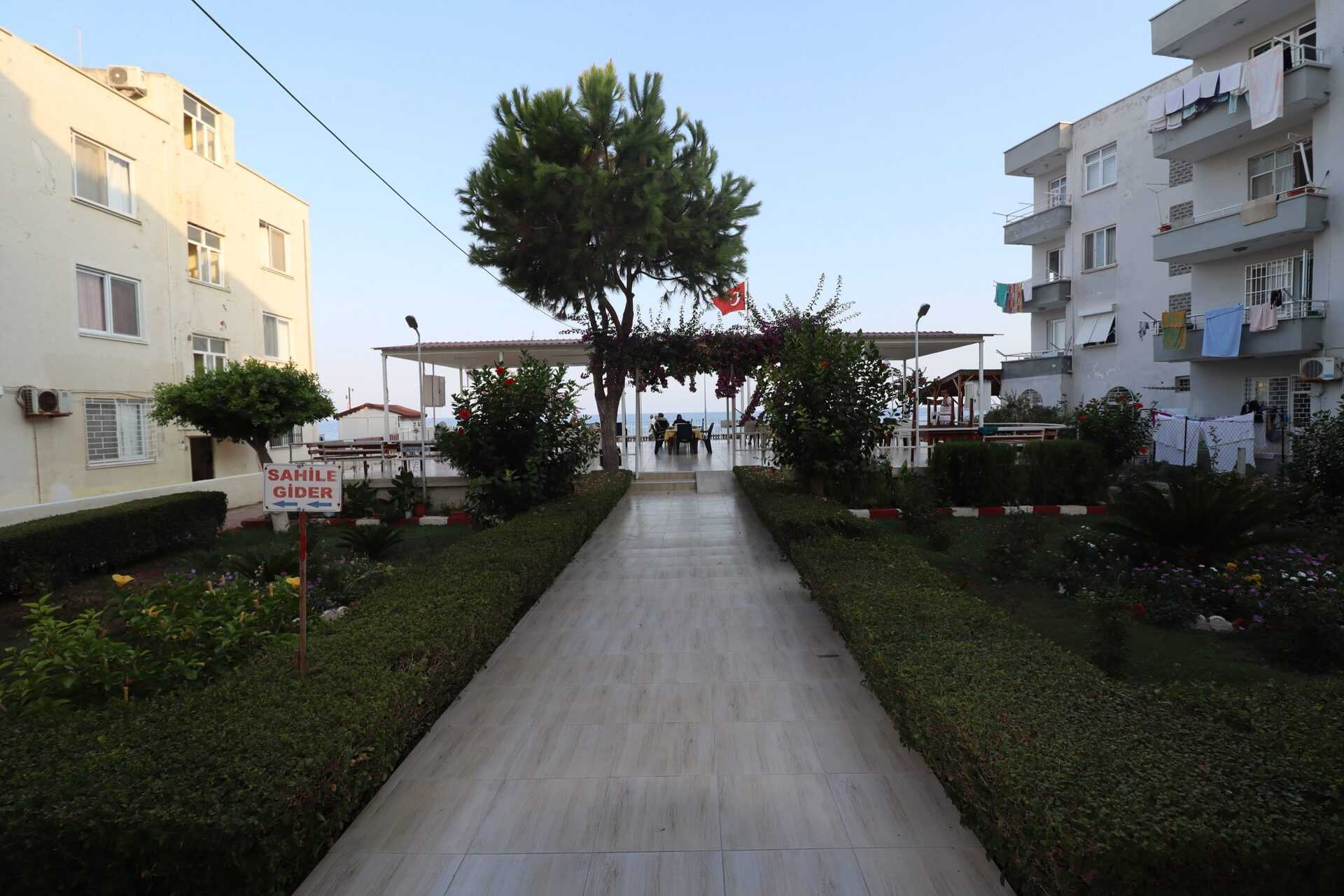 Erdemli Limonlu Lara Sitesinde 1+1 Satılık Daire
