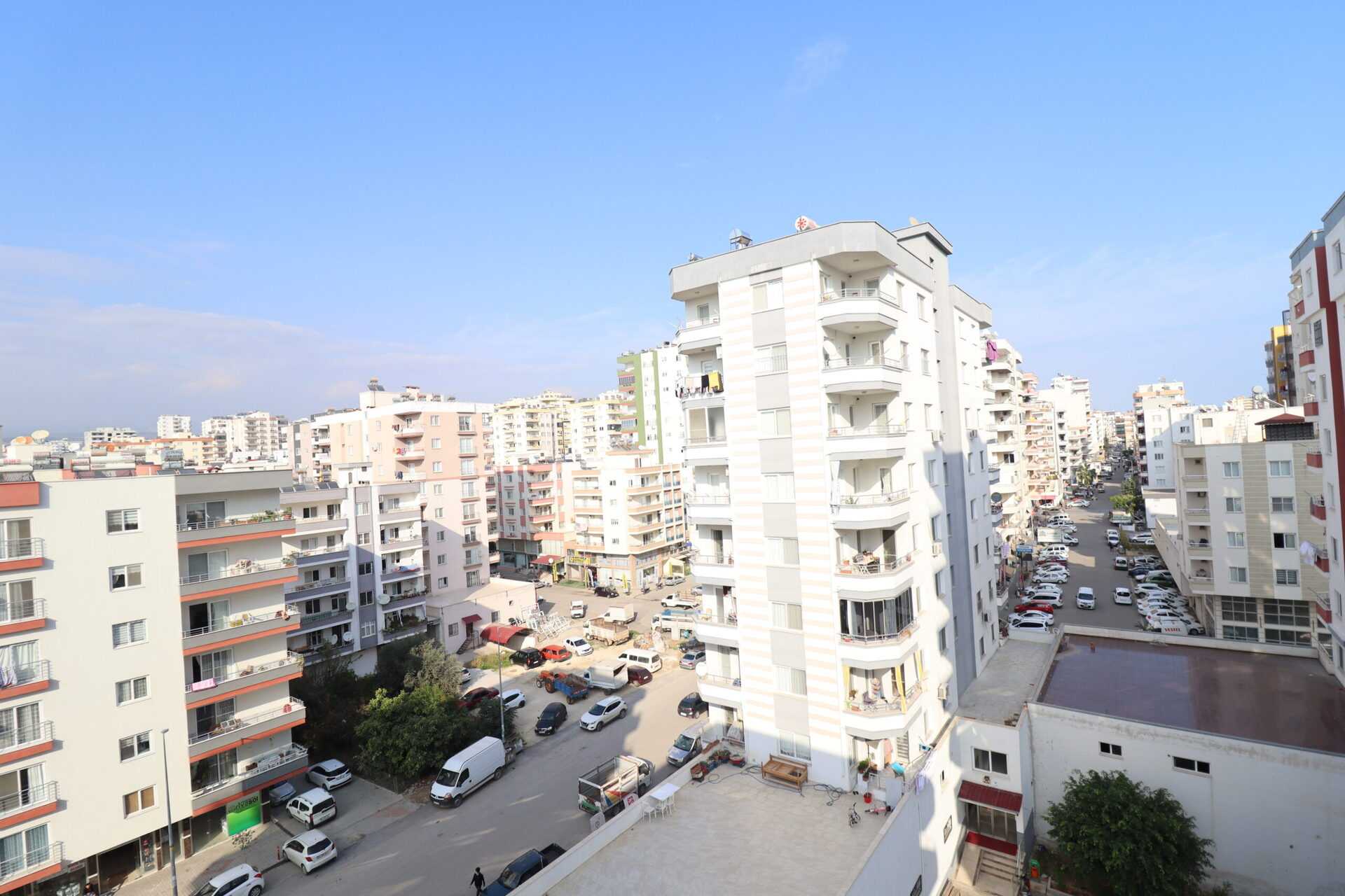 Erdemli Akdeniz Mahallesi Tapu Caddesi Üzeri Satılık 3+1 Kilerli Daire