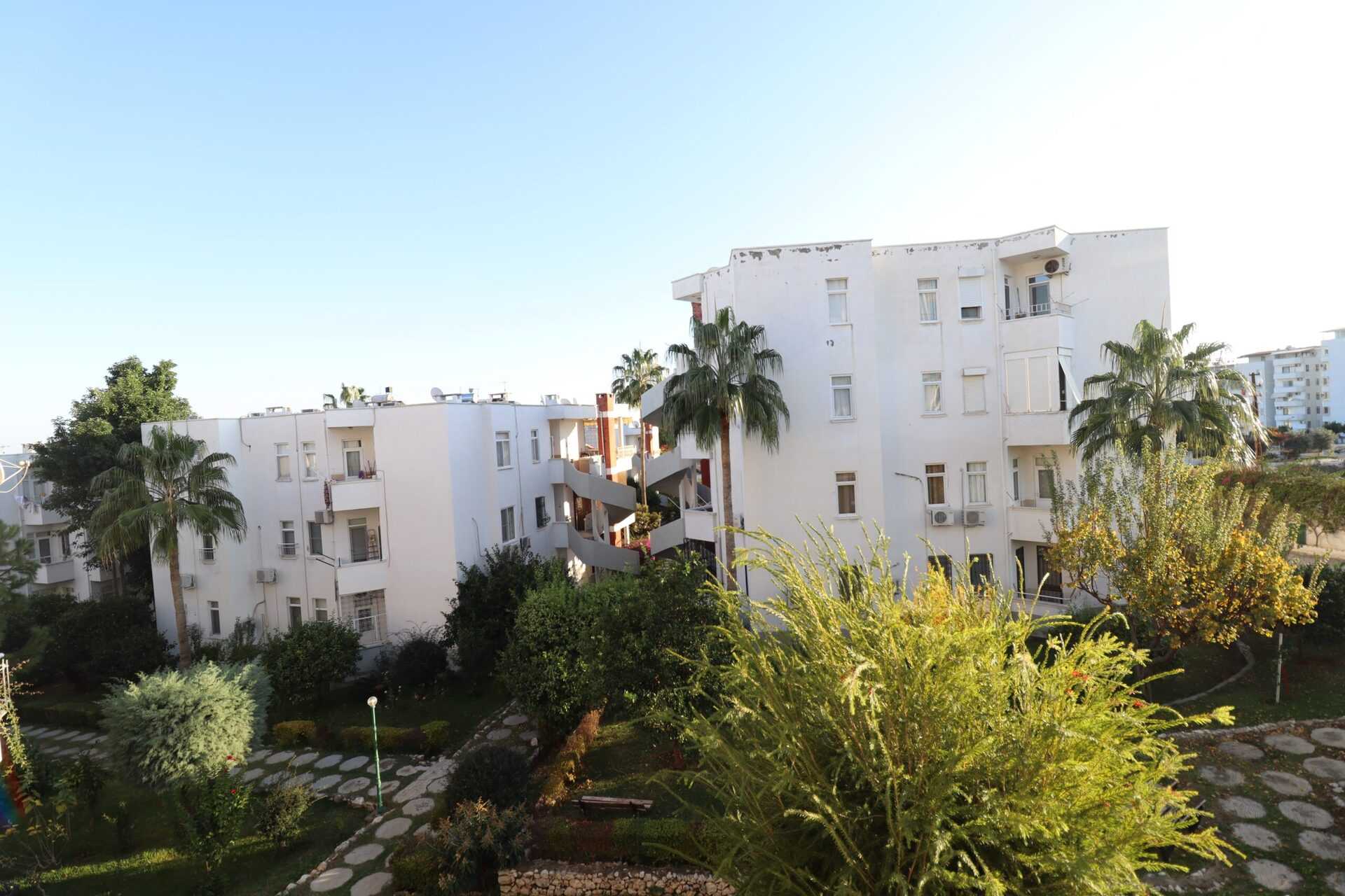 Mersin Kumkuyu Golden Orange Site 3 + 1 Flat For Sale