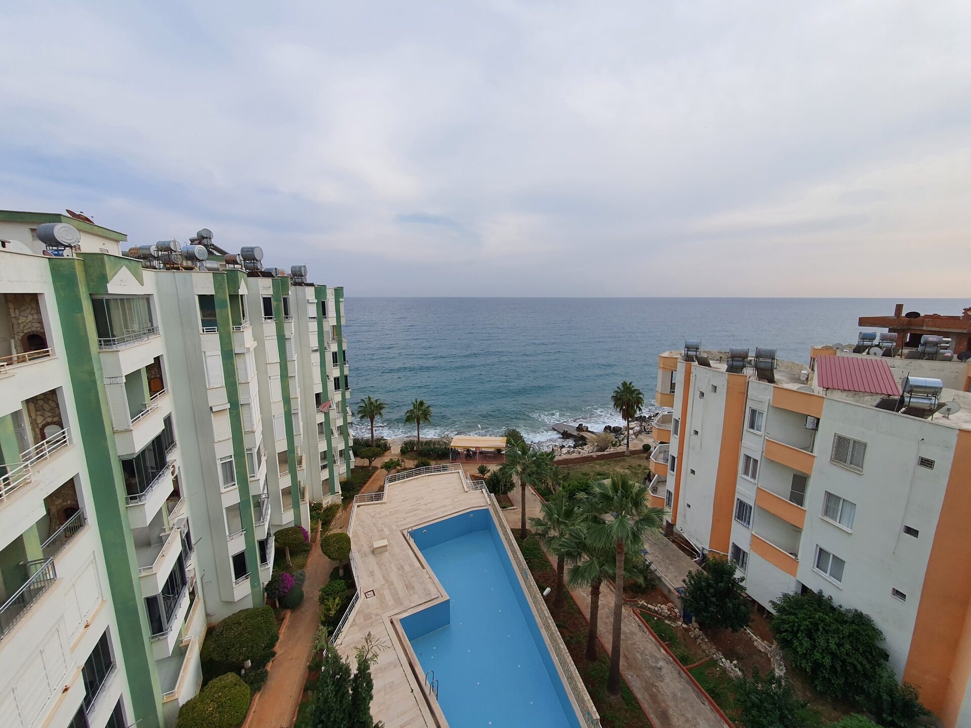 Mersin Ayas Yakamoz Compound Sea View Flat For Sale