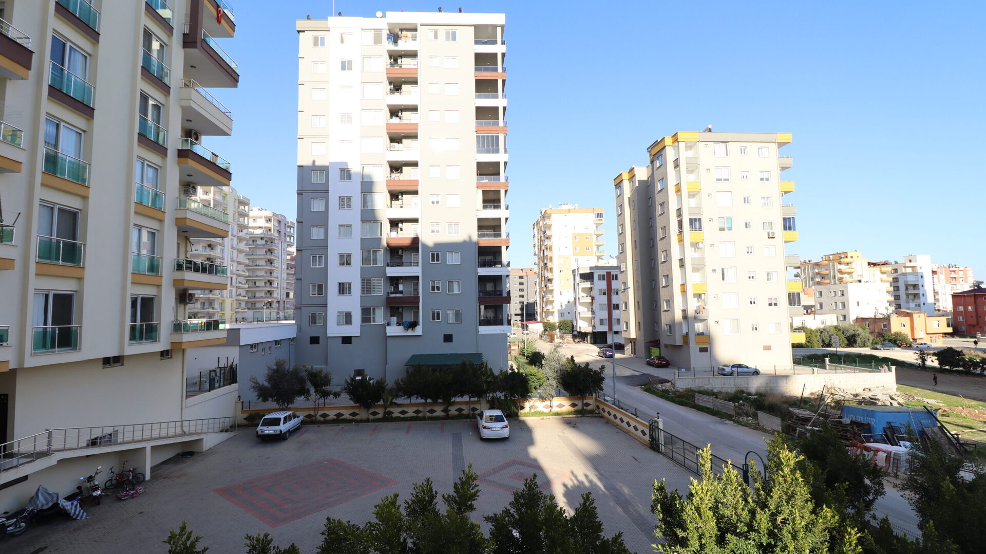 Mersin Erdemli Hastane Civarı Bağımsız Mutfak 3+1 Satılık Daire 