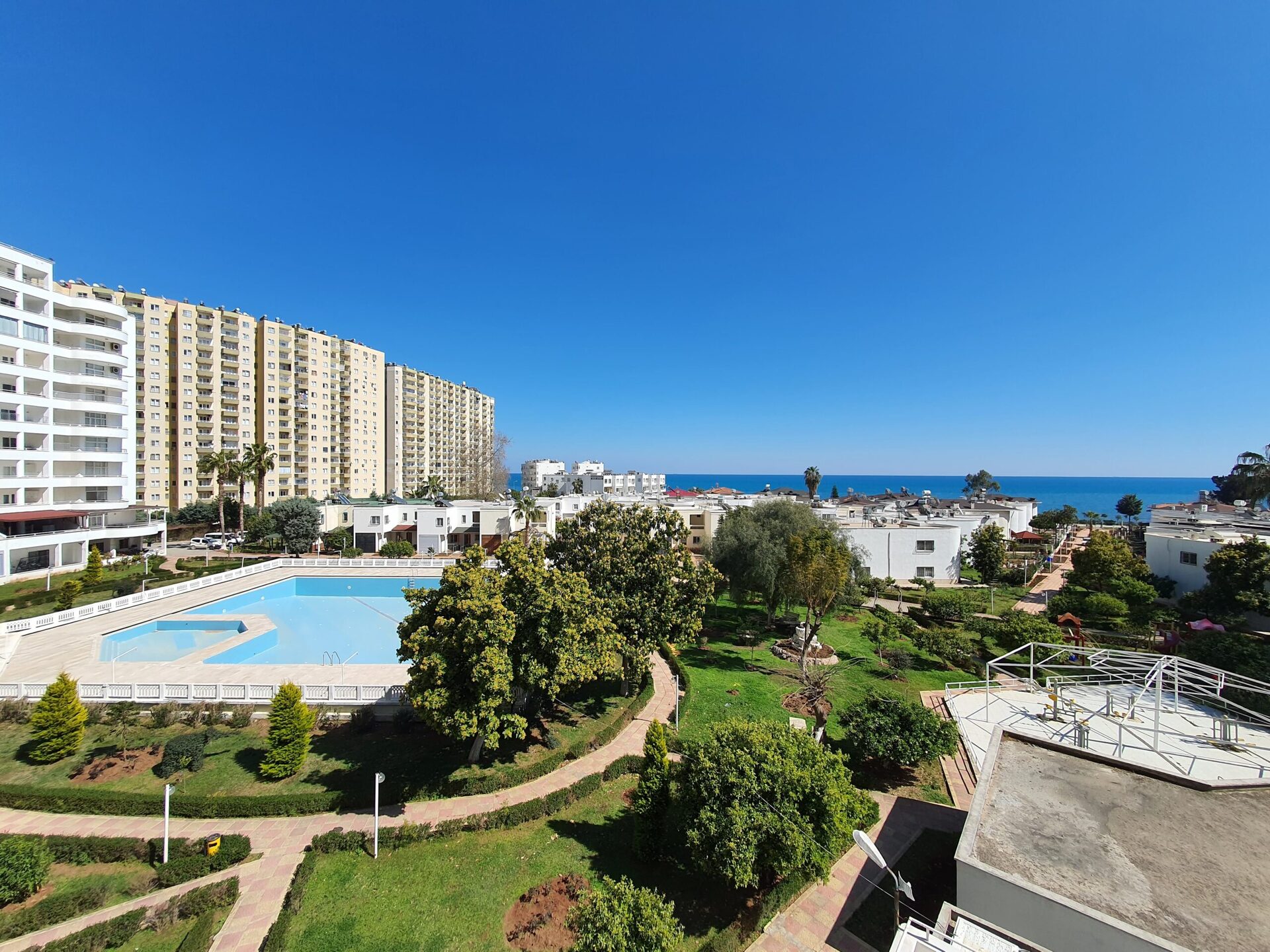 Tömük Club Lido Sitesi