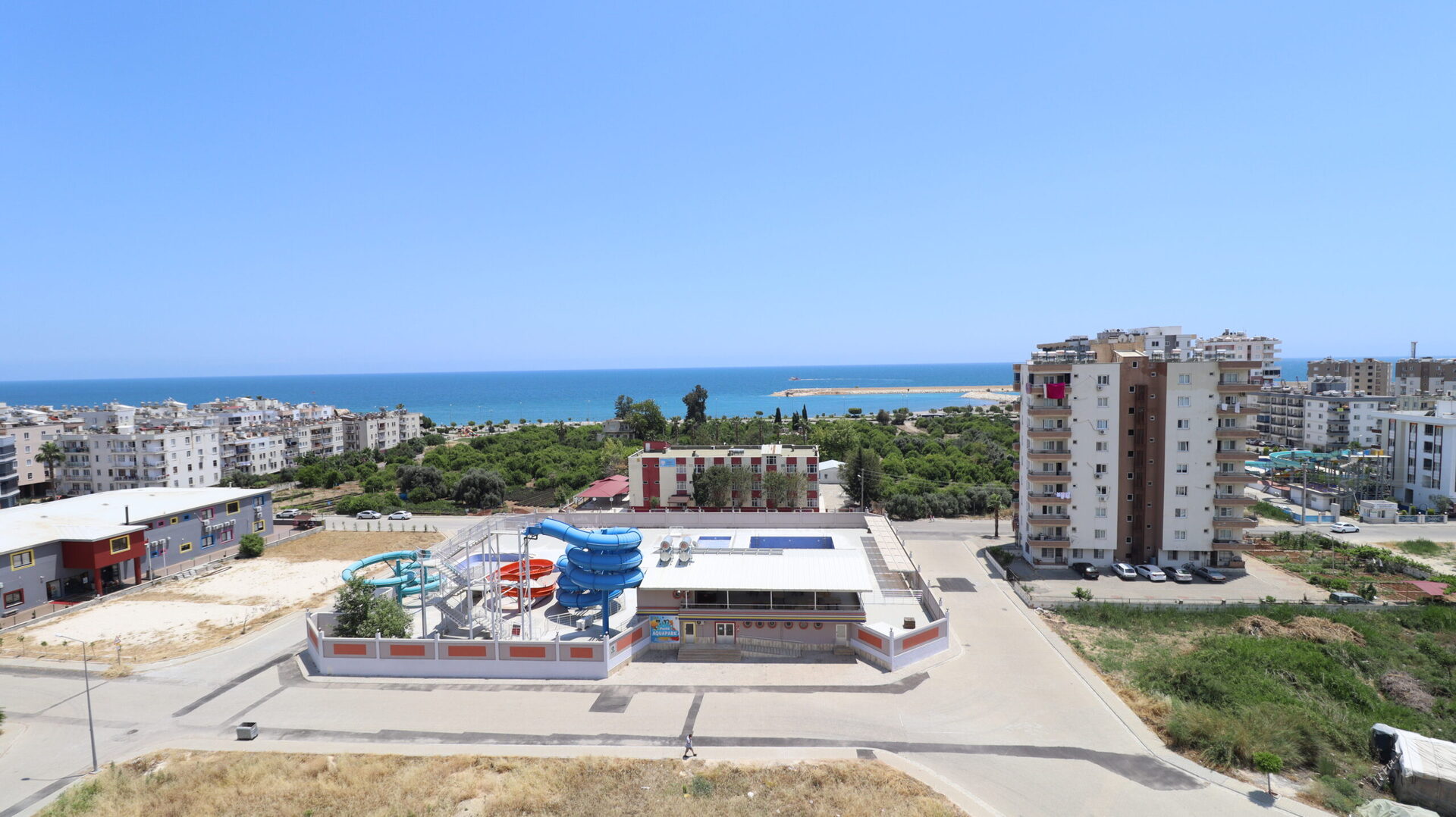 Erdemli Alata Mahallesi Deniz Manzaralı Satılık 4+1 Daire