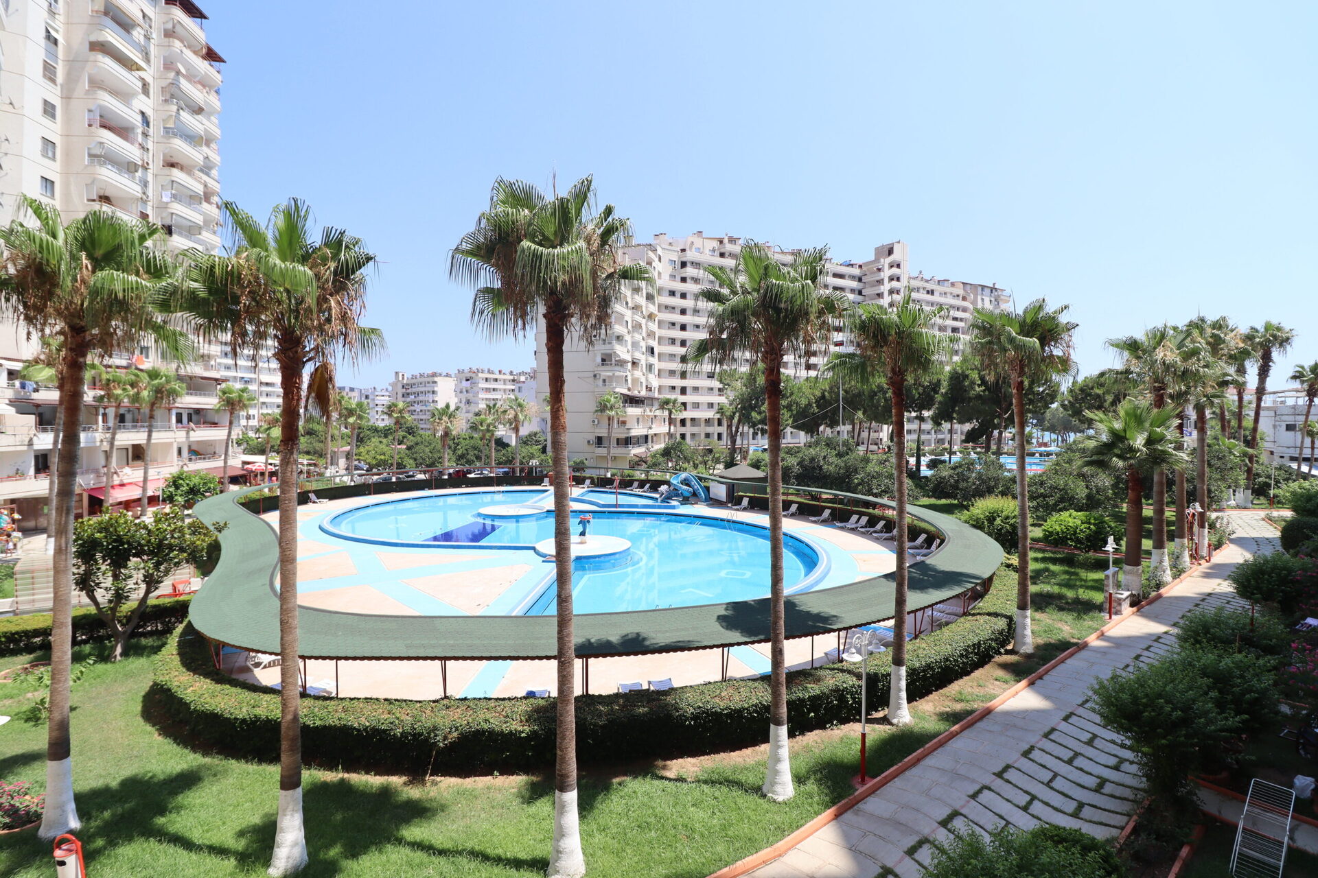 Mersin Tömük Gondol 1 1+1 Eşyalı Satılık Daire