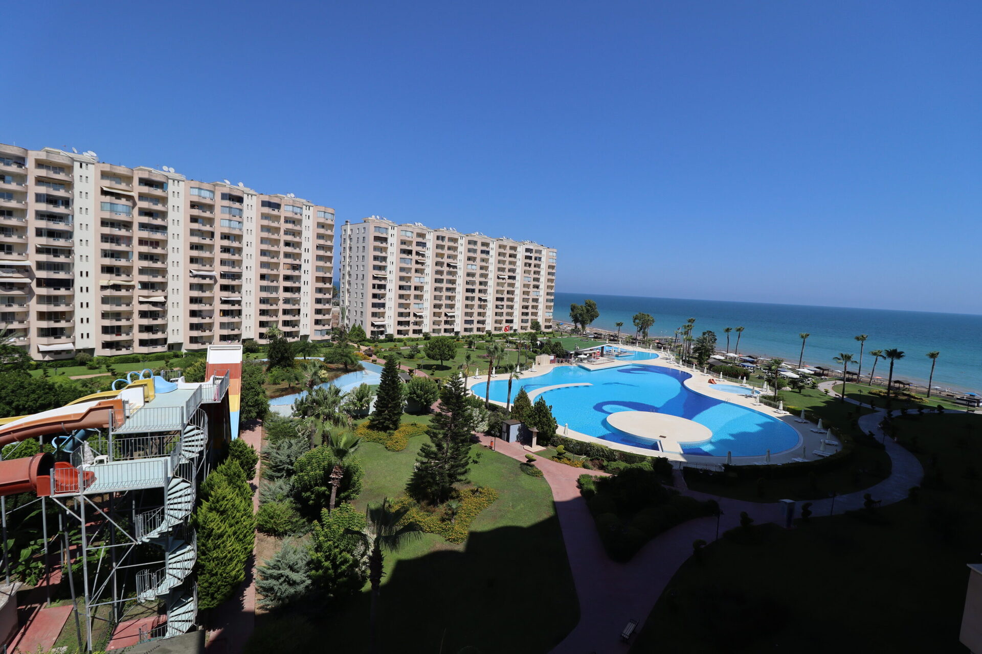 Mersin Erdemli Kargıpınarı Queenaba Sitesi Satılık Köşe Daire