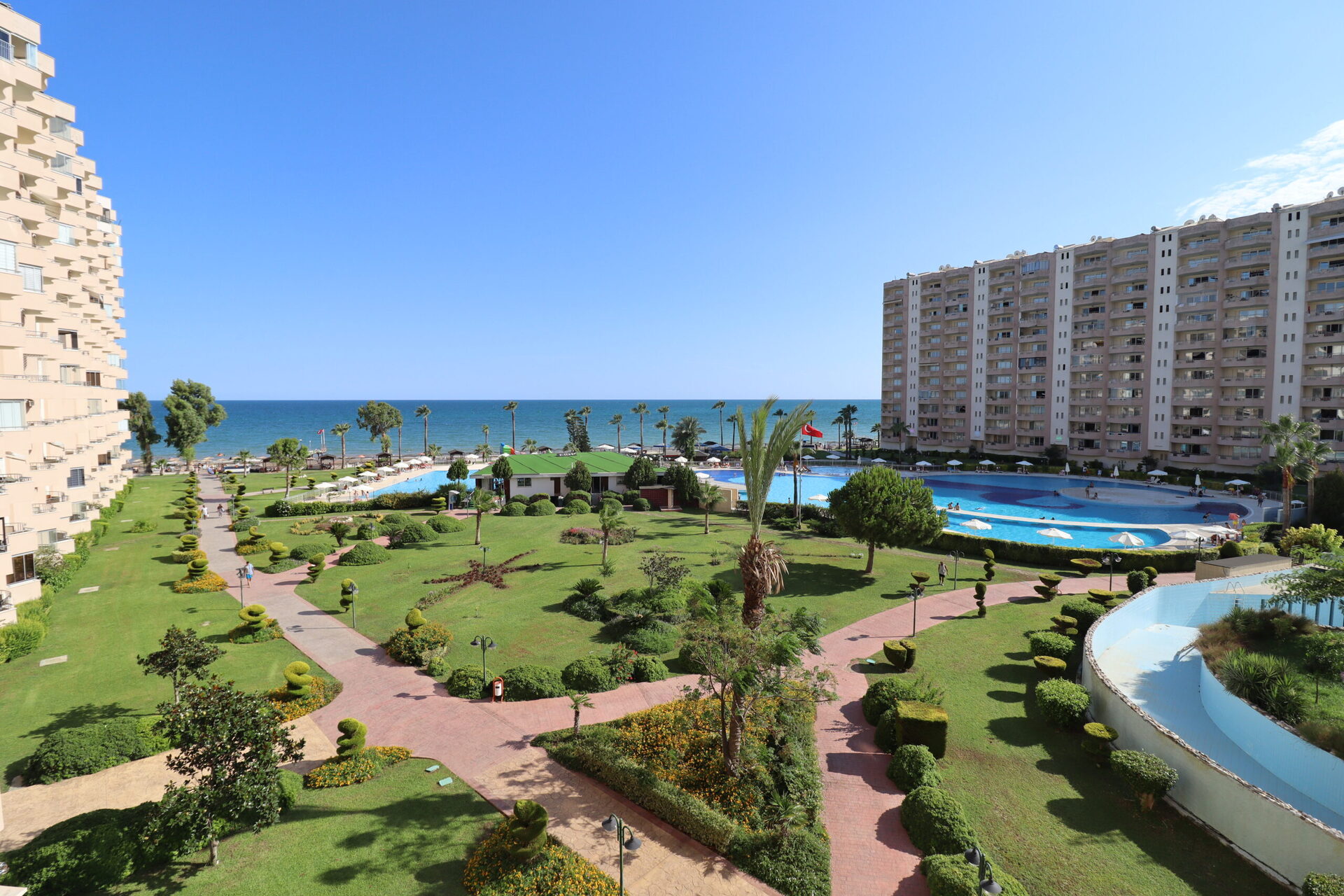 Mersin Erdemli Kargıpınarı Queenaba Sitesi  3+1 Eşyalı Yazlık Satılık Daire